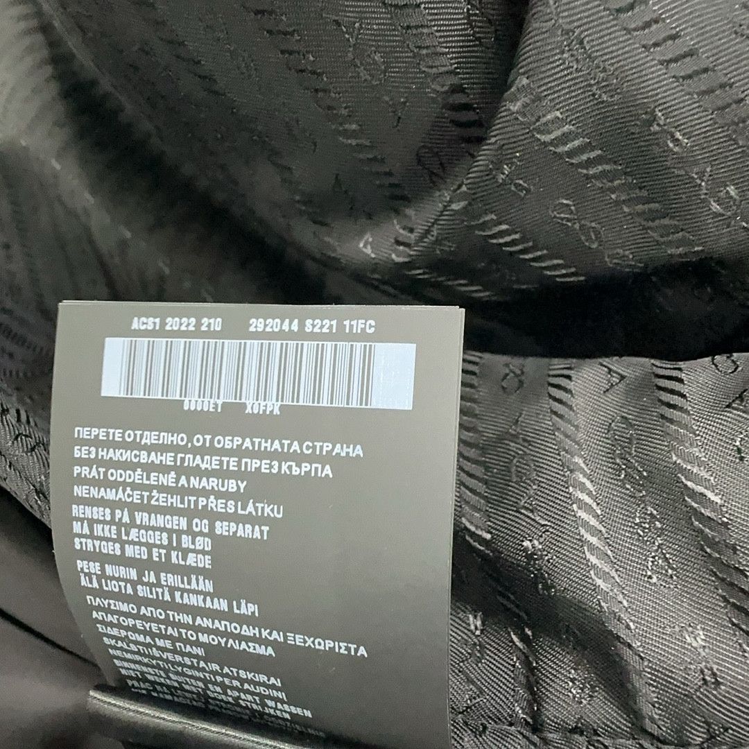 Prada Prada Re-Nylon Logo Blouson Jacket Size 40 Size S / US 4 / IT 40 - 7 Thumbnail