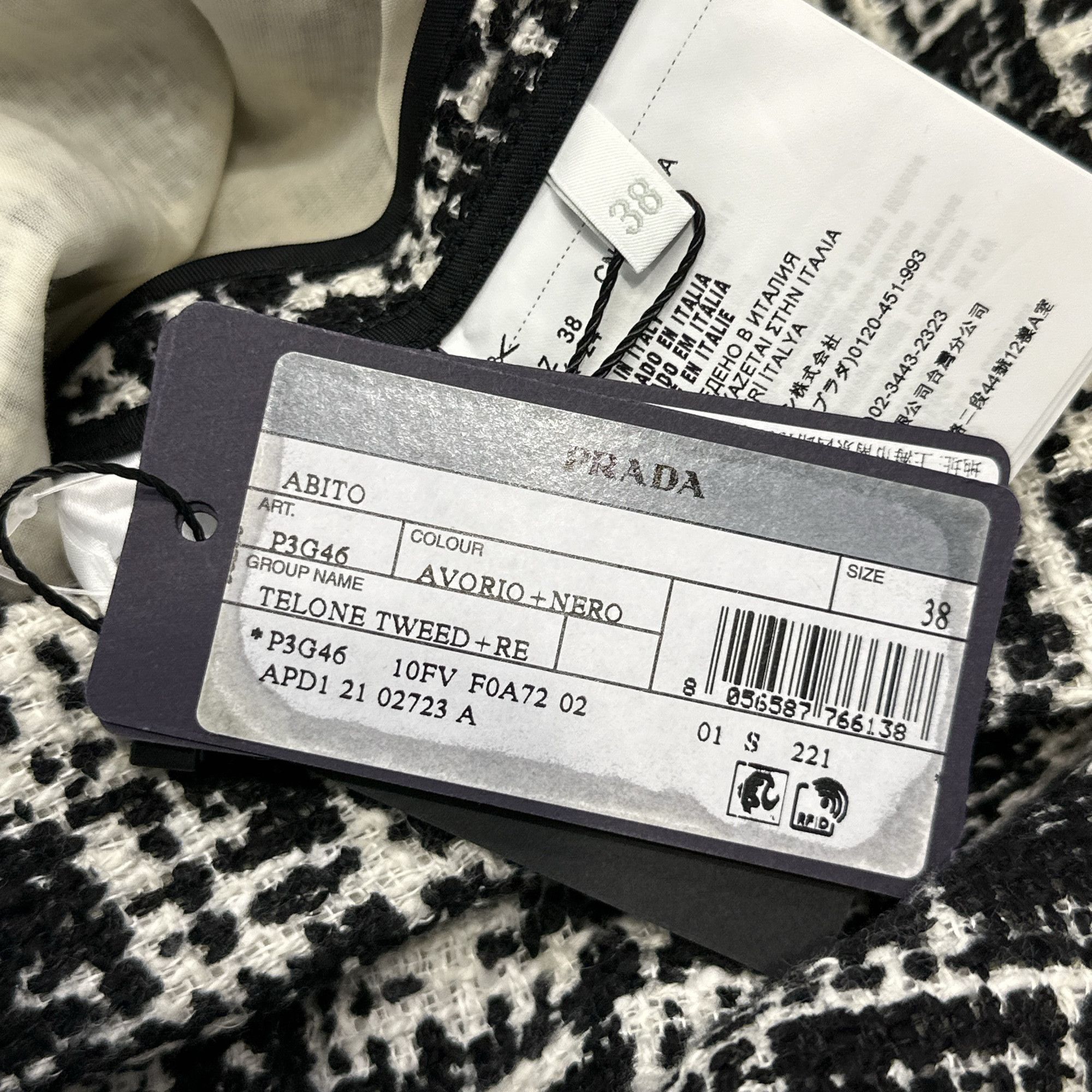 Prada Prada Tweed Dress Size 38 Size XS / US 0-2 / IT 36-38 - 4 Thumbnail