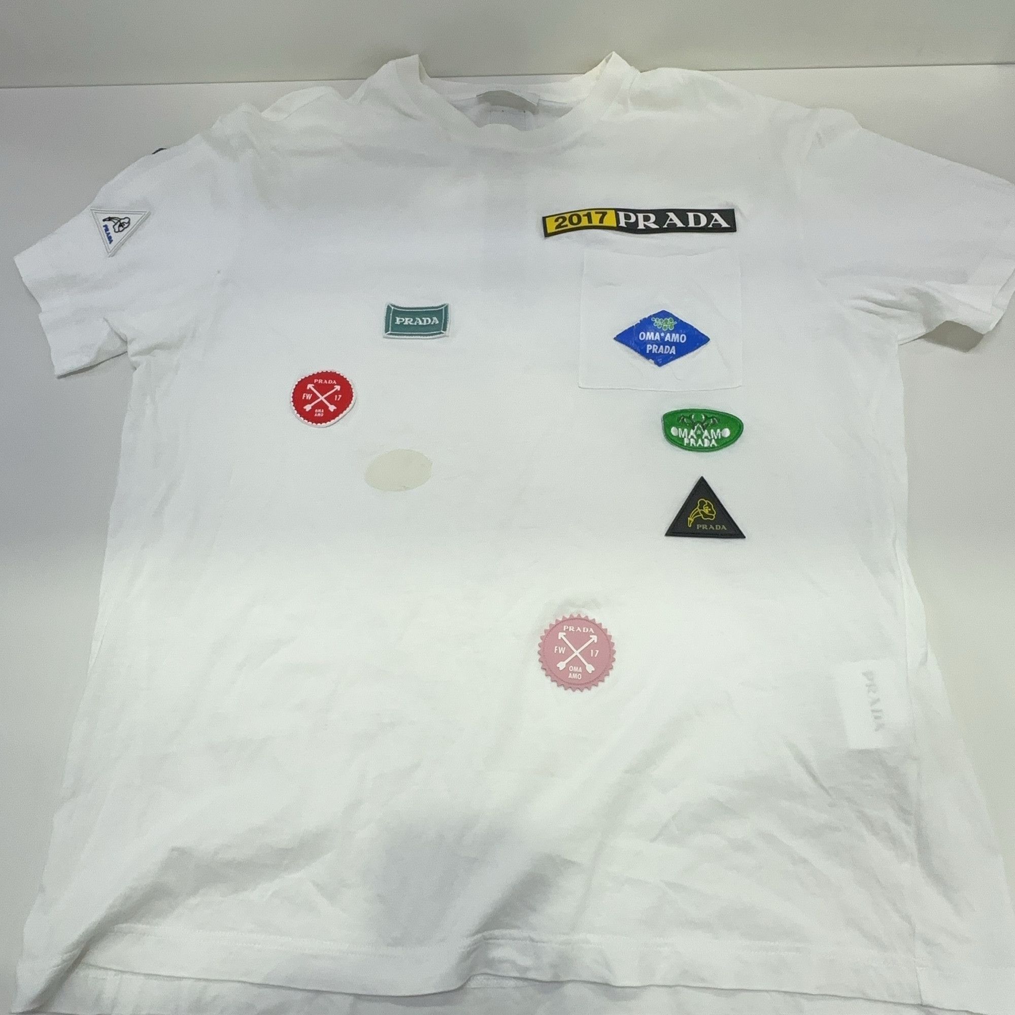 Prada Prada Patch Graphic Short Sleeve T-Shirt Size L Size US L / EU 52-54 / 3 - 9 Thumbnail