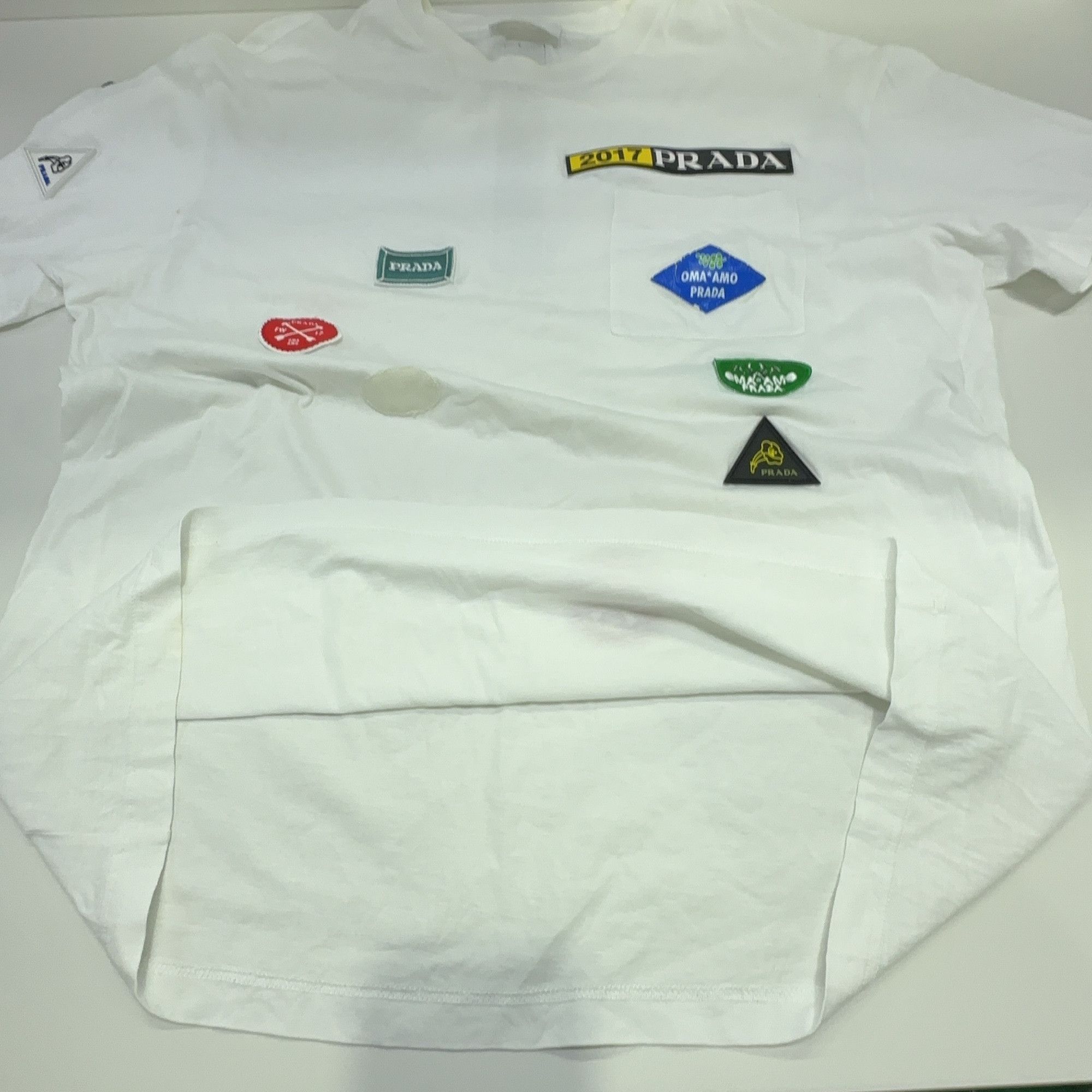 Prada Prada Patch Graphic Short Sleeve T-Shirt Size L Size US L / EU 52-54 / 3 - 10 Thumbnail