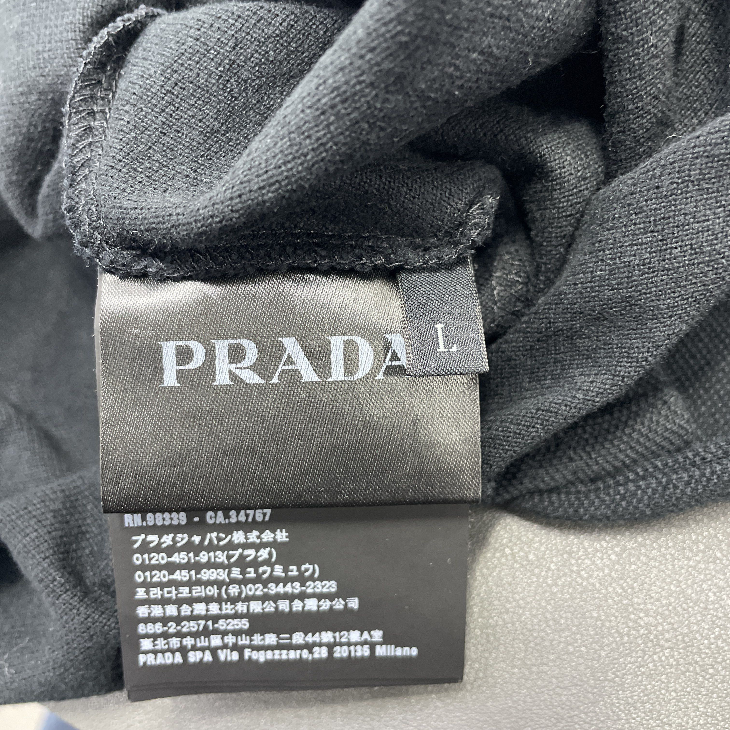 Prada Prada Logo Polo Shirt Size L Size US L / EU 52-54 / 3 - 2 Thumbnail