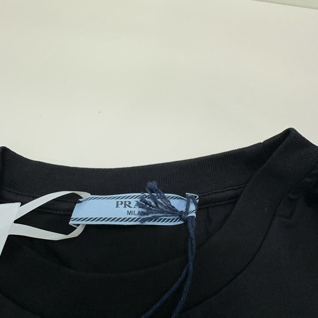 Prada Prada Cotton Crewneck T-Shirt Size S Size S / US 4 / IT 40 - 5 Thumbnail