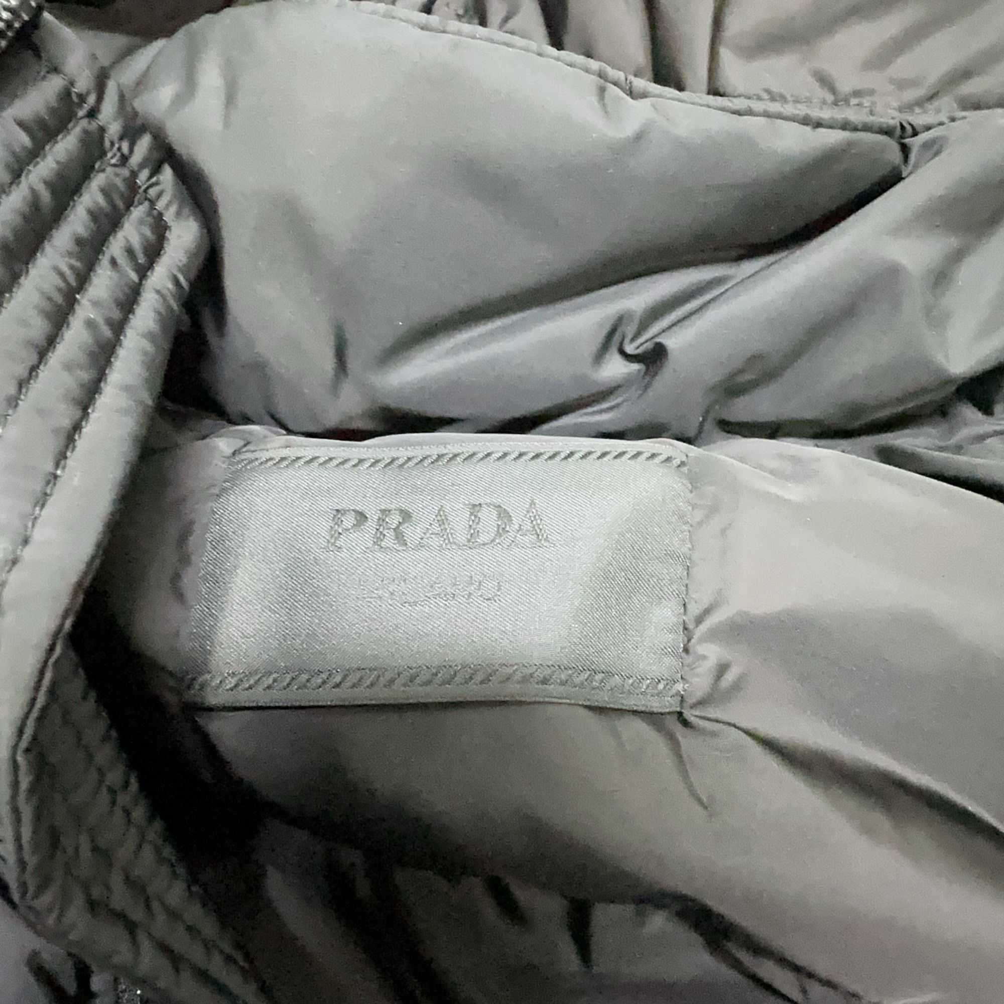Prada Prada Re-Nylon Logo Puffer Jacket Size 60 Size US XXL / EU 58 / 5 - 5 Thumbnail