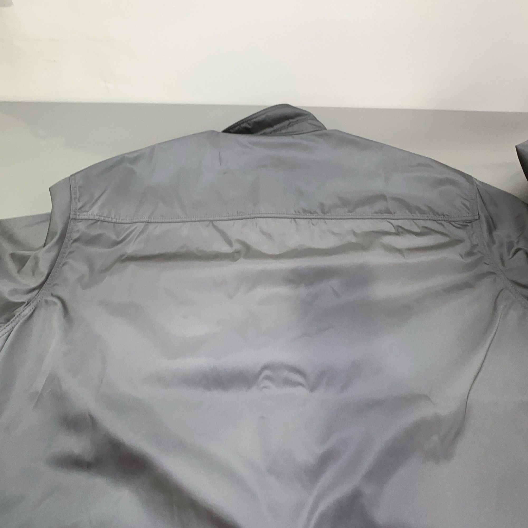 Prada Prada Nylon Logo Patch Shirt Size L Size US L / EU 52-54 / 3 - 8 Thumbnail