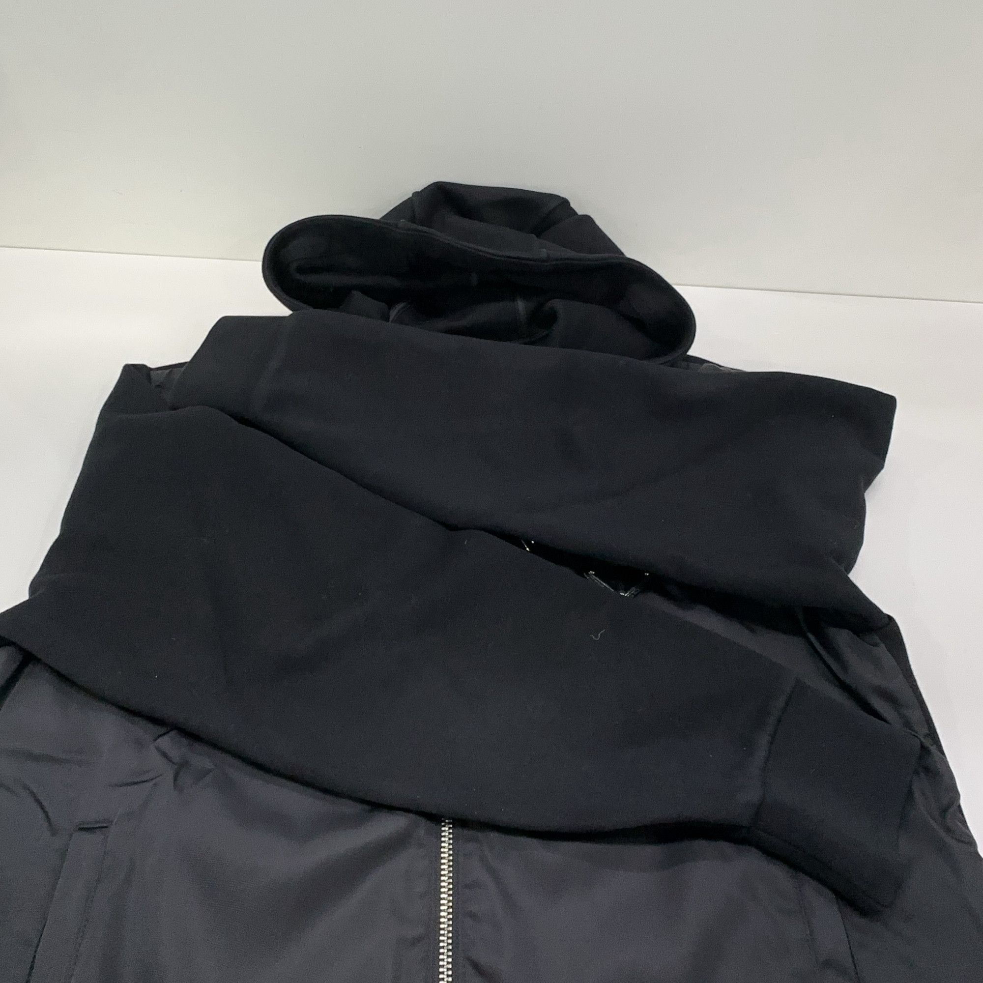 Prada Prada Logo Zip-Up Hooded Jacket Size M Size US M / EU 48-50 / 2 - 9 Thumbnail