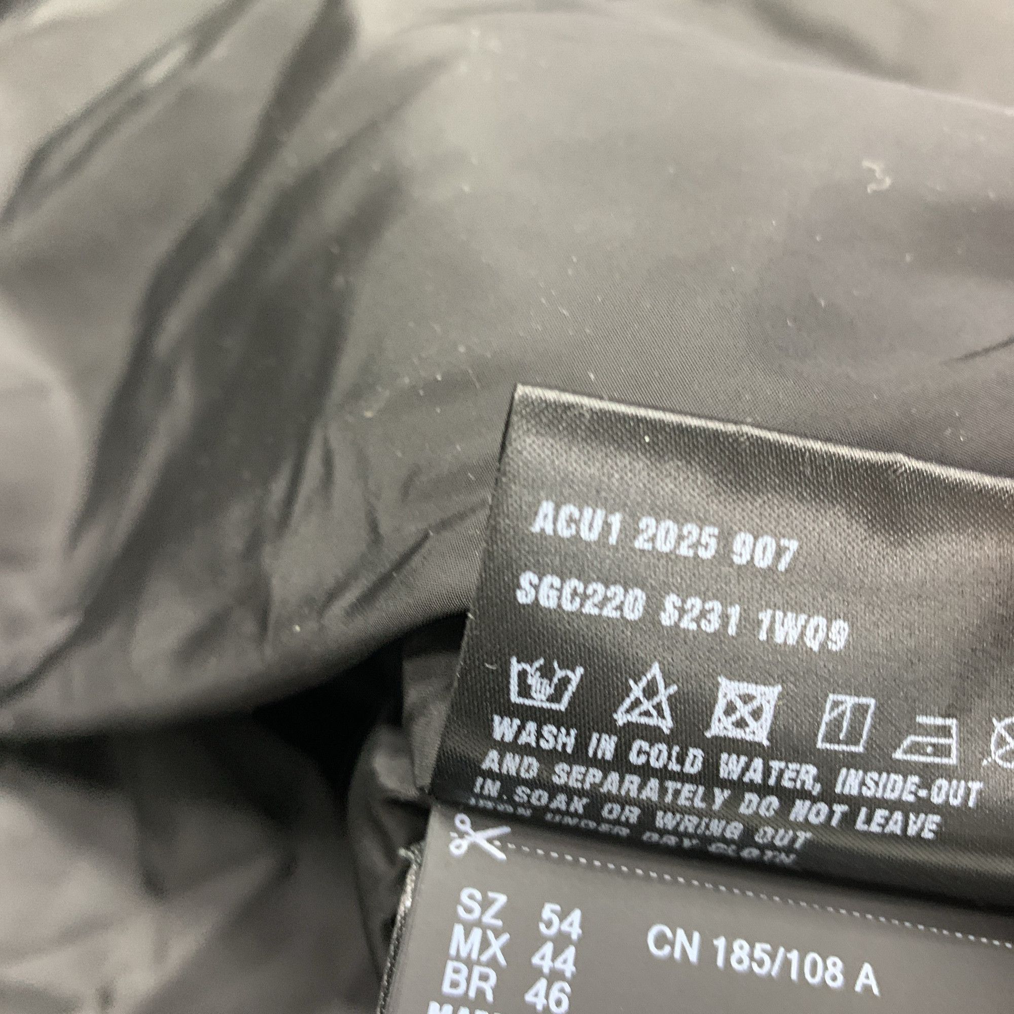 Prada Prada Re-Nylon Zip Hoodie Jacket Size L Size US L / EU 52-54 / 3 - 4 Thumbnail