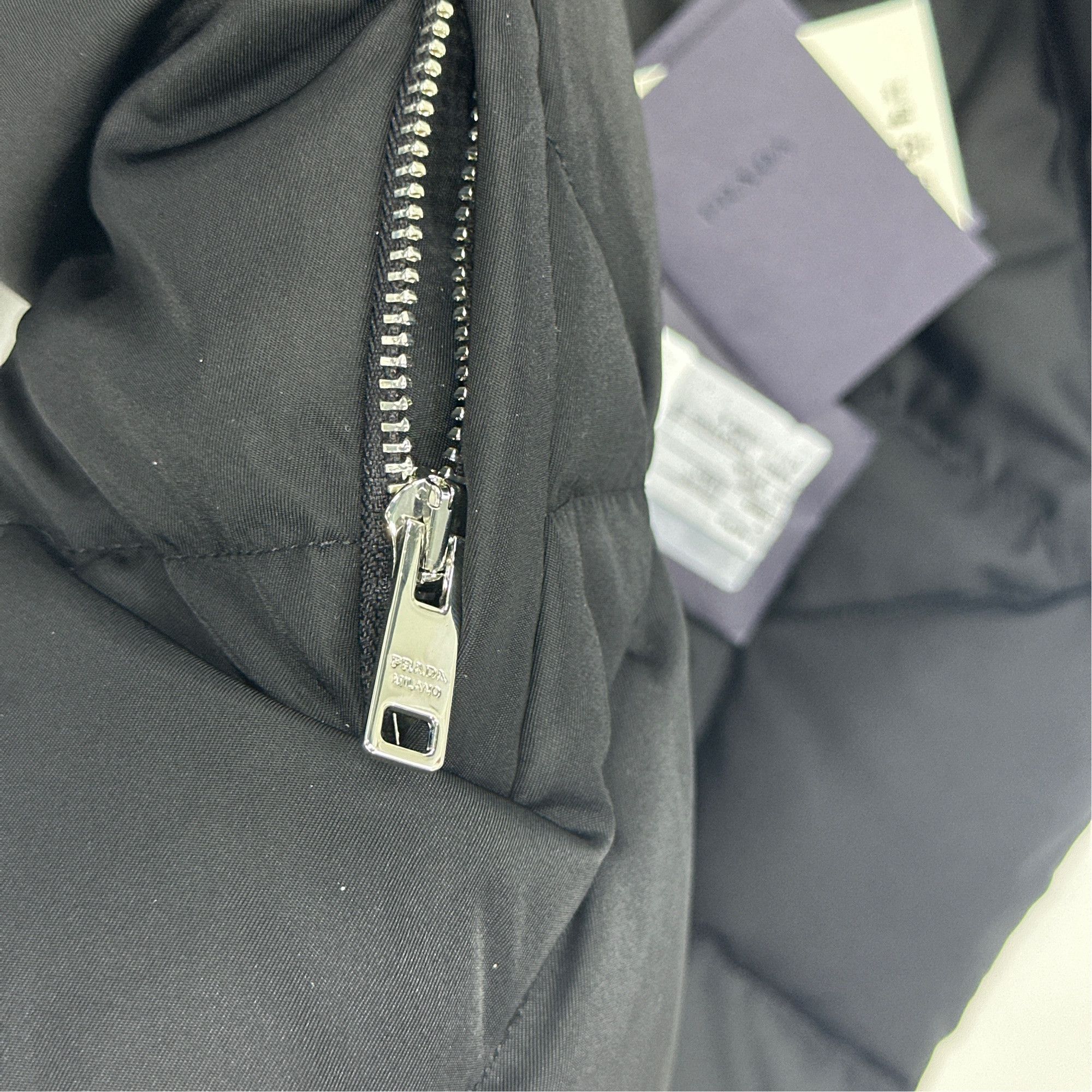 Prada Prada Re-Nylon Puffer Jacket Size M Size US M / EU 48-50 / 2 - 6 Thumbnail