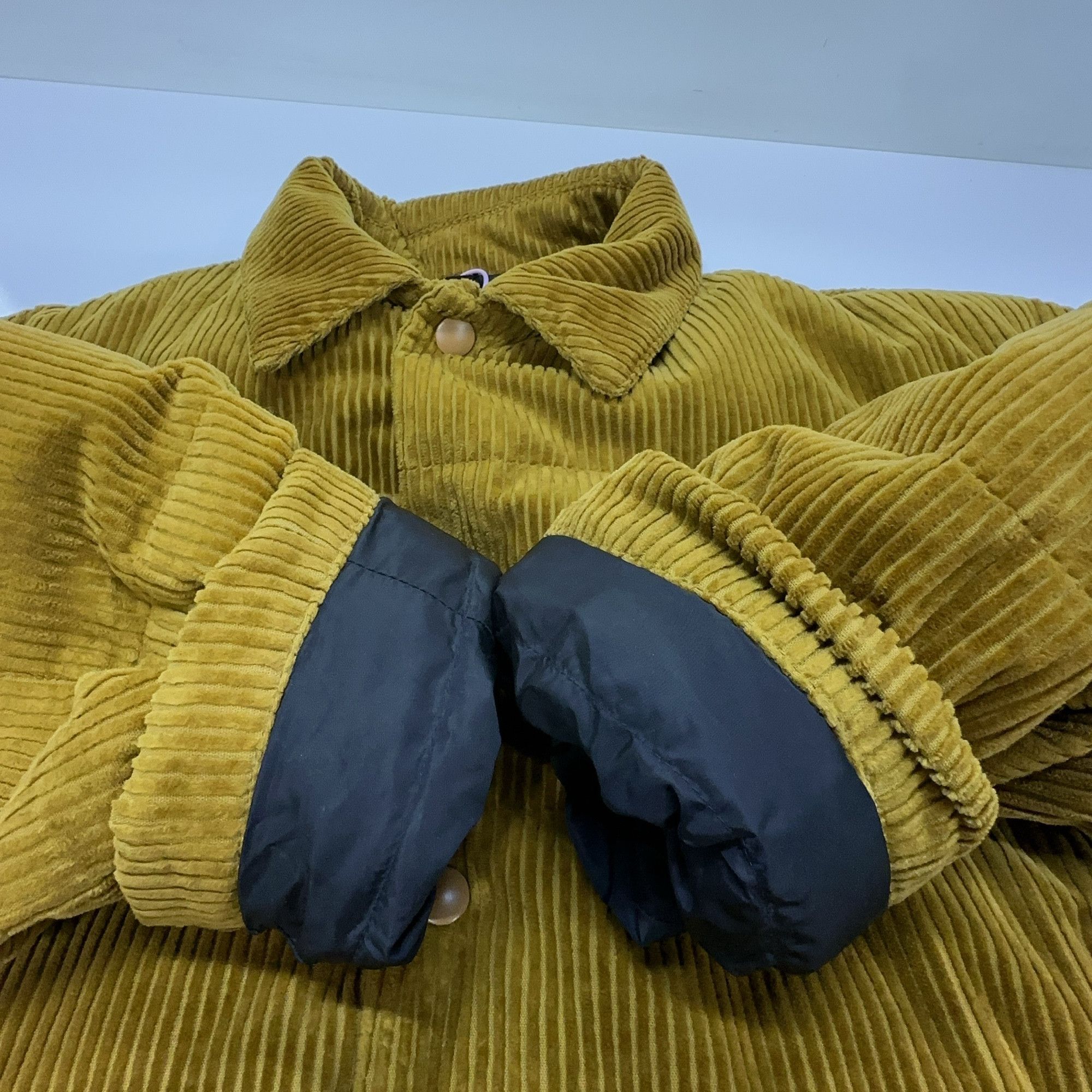 Prada Prada Corduroy Down Jacket Size L Size US L / EU 52-54 / 3 - 8 Thumbnail