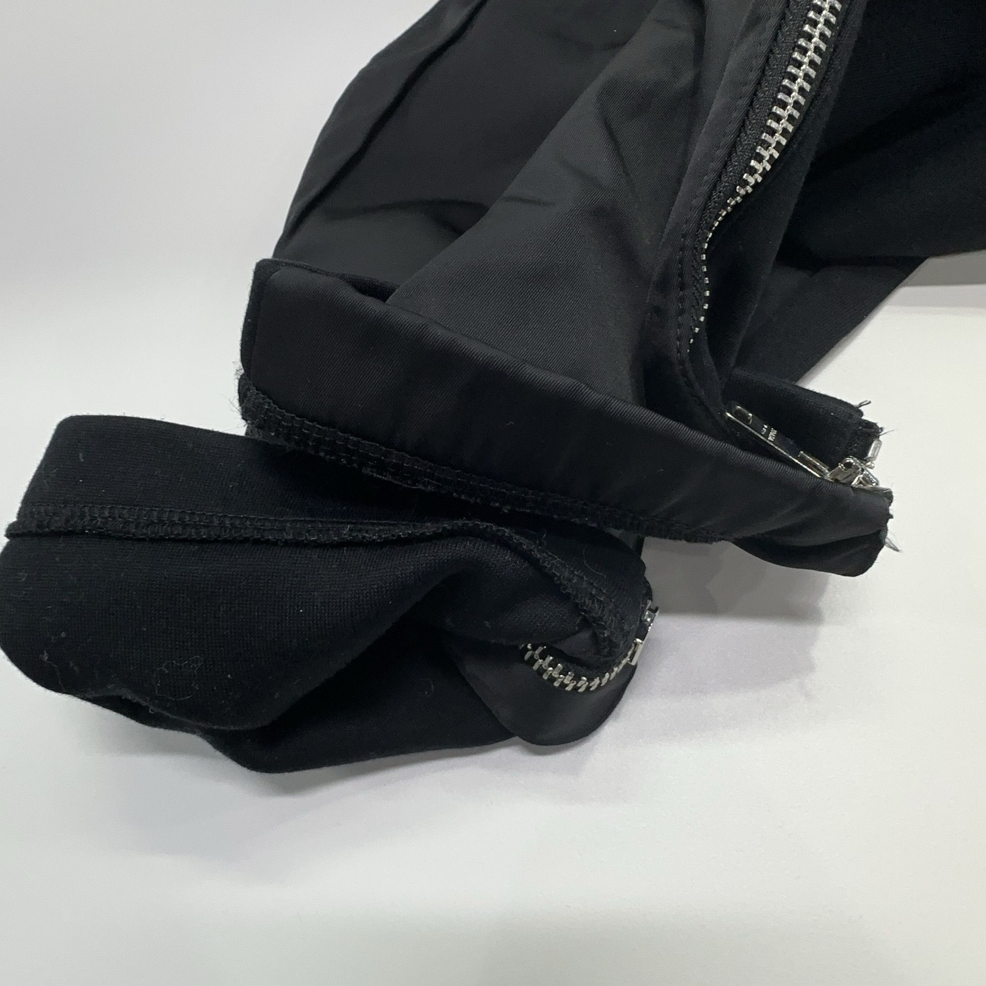 Prada Prada Logo Nylon Pocket Joggers Size L Size US 34 / EU 50 - 8 Thumbnail