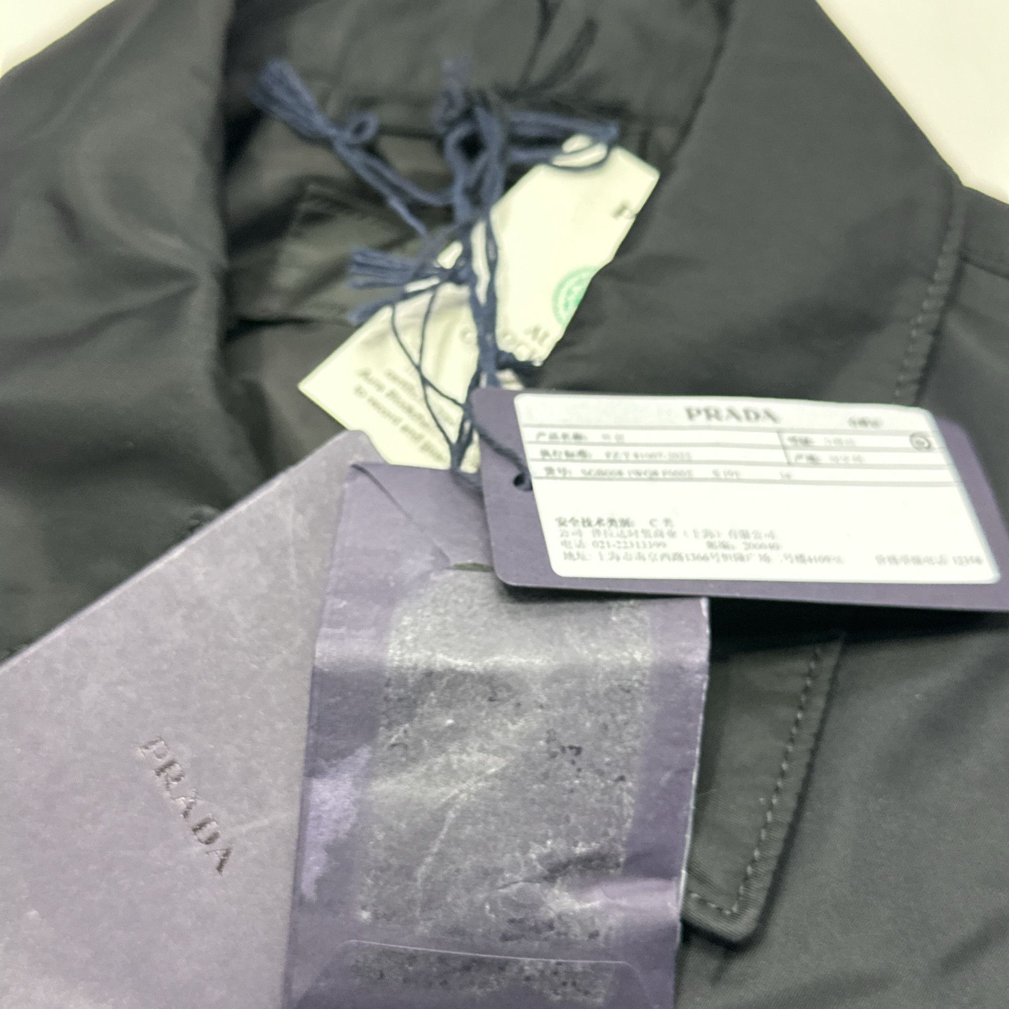 Prada Prada Re-Nylon Button Coat Size 50 Size US M / EU 48-50 / 2 - 4 Thumbnail