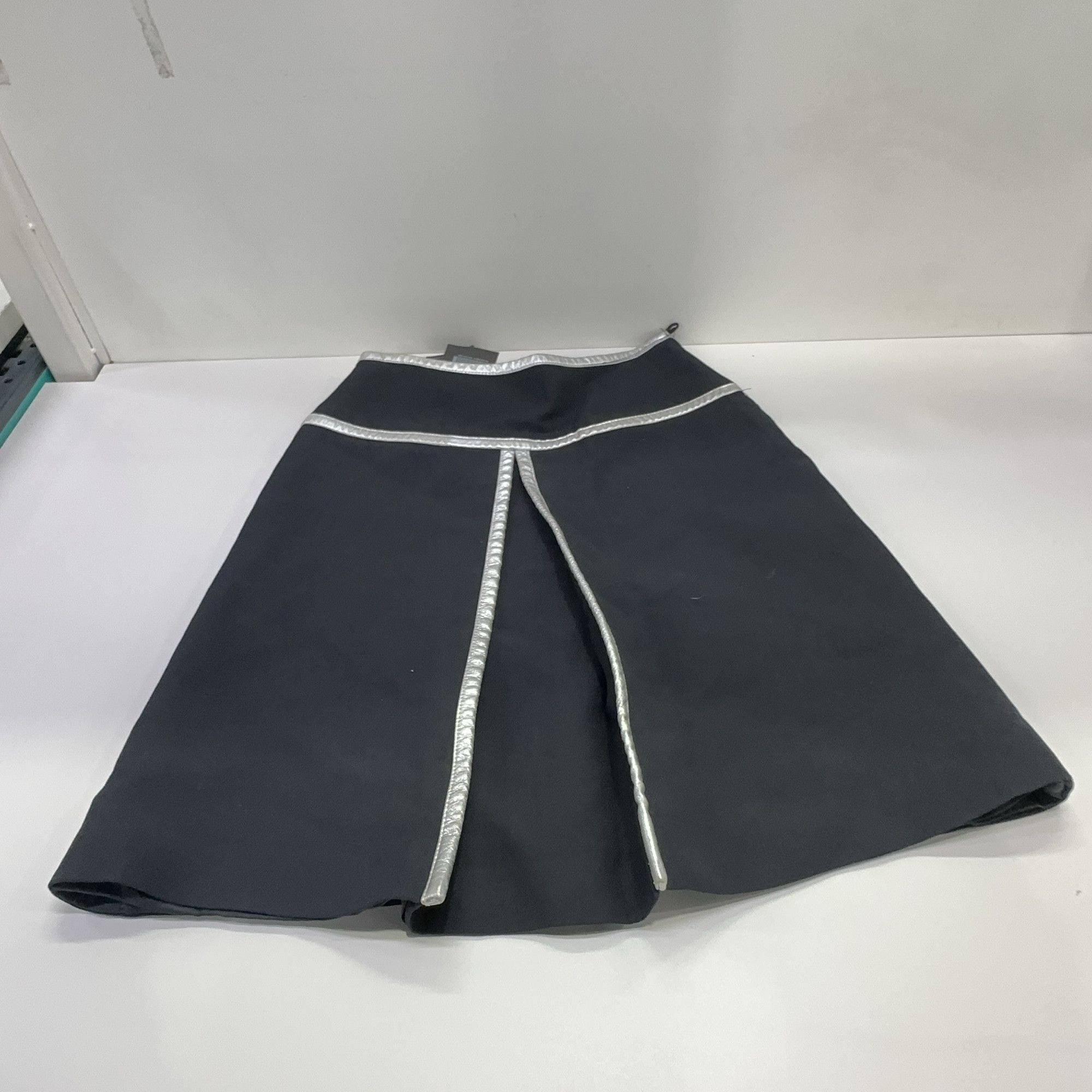 Prada Prada Metallic Trim Skirt Size 40 Size 27" / US 4 / IT 40 - 8 Thumbnail