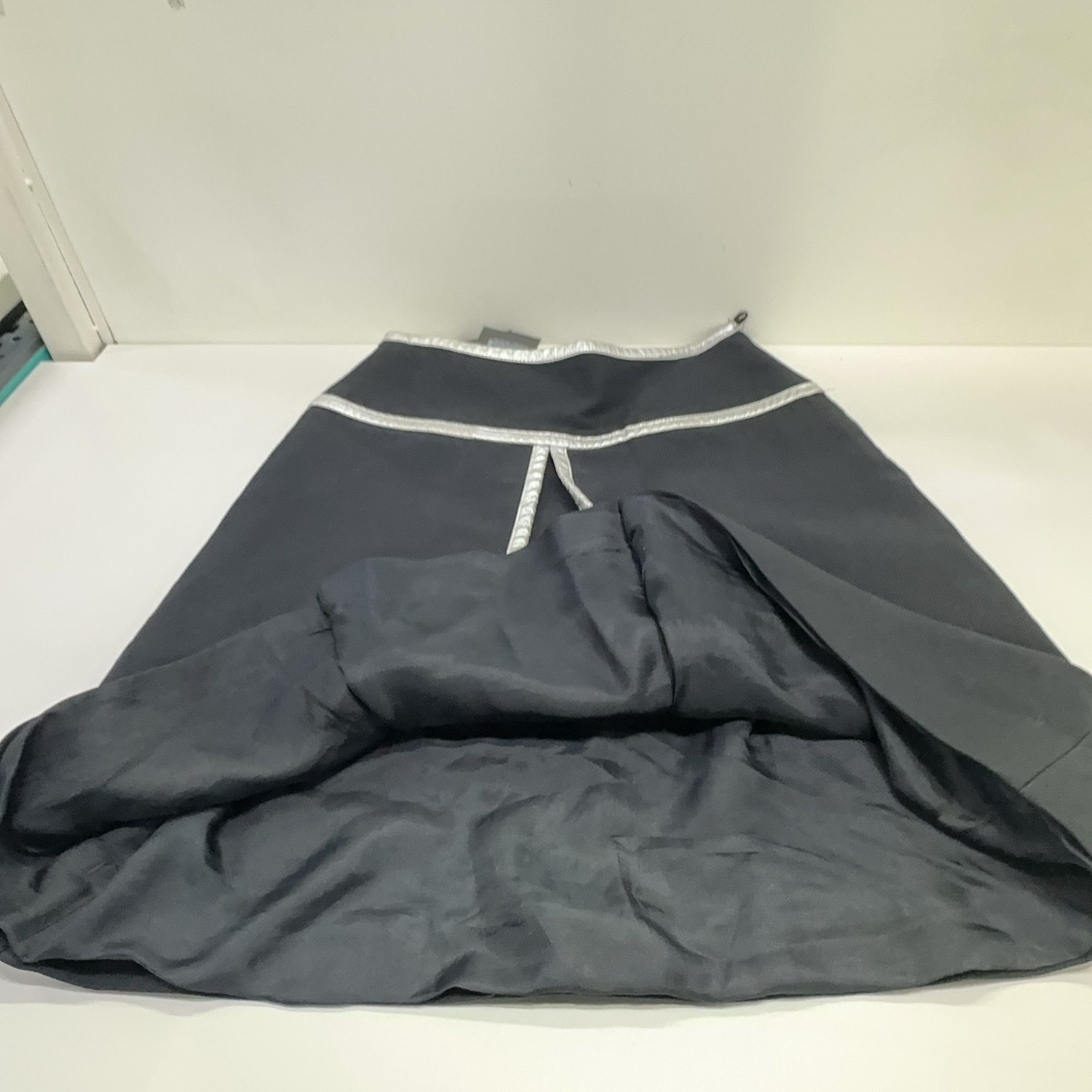 Prada Prada Metallic Trim Skirt Size 40 Size 27" / US 4 / IT 40 - 7 Thumbnail