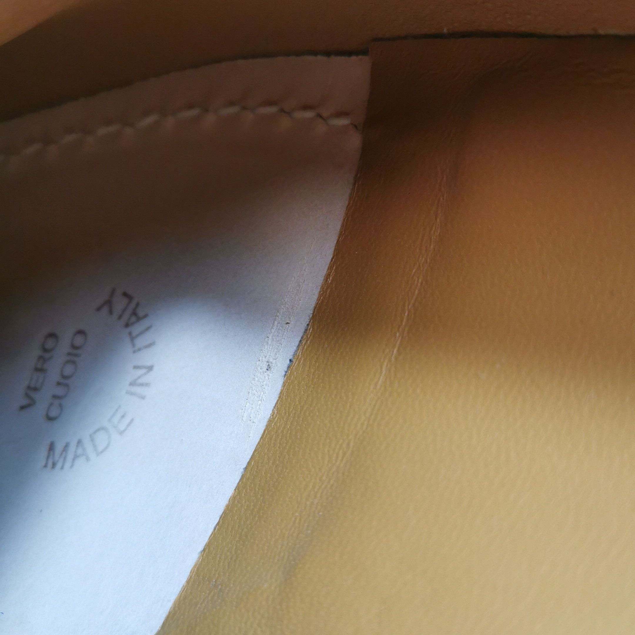 Gucci Gucci Men 7 Leather Size US 7 / EU 40 - 7 Thumbnail