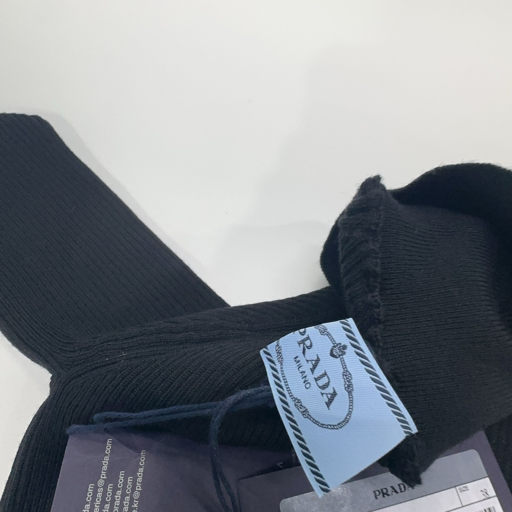 Prada Prada Superfine Wool Turtleneck Sweater Size 38 Size XS / US 0-2 / IT 36-38 - 6 Thumbnail