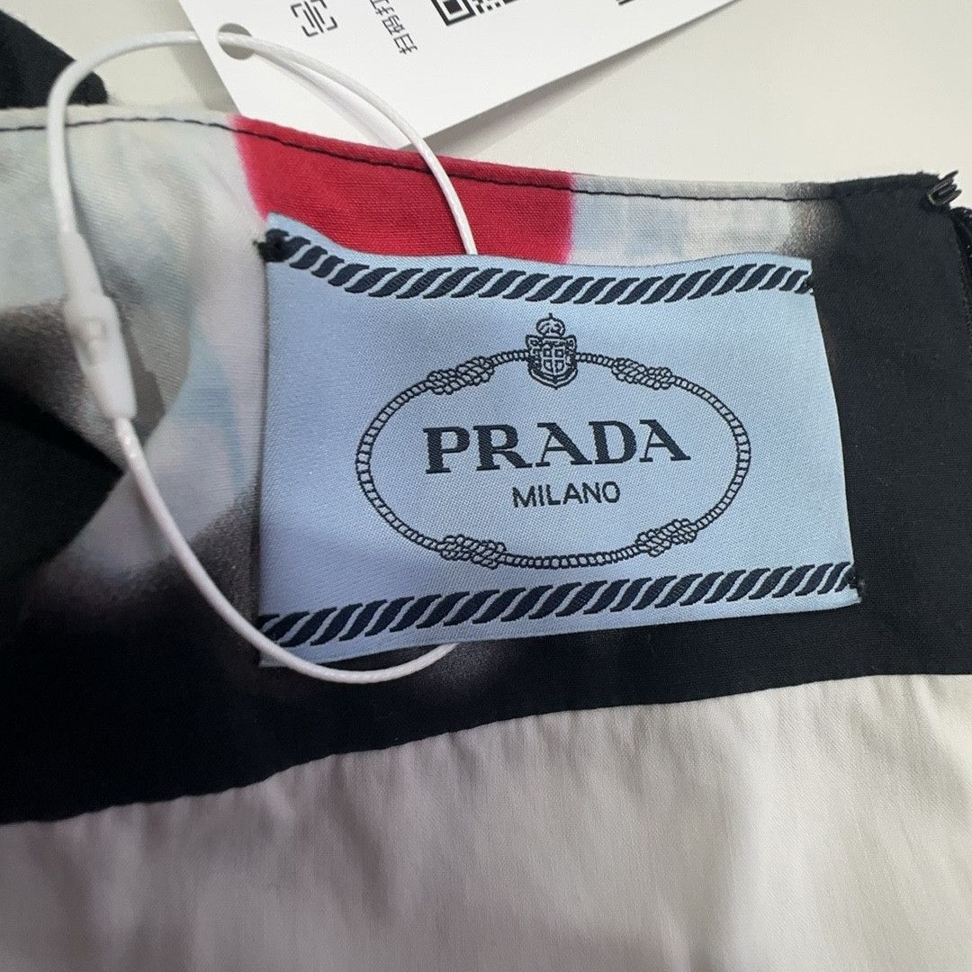 Prada Prada Floral Print Sleeveless Dress Size 40 Size S / US 4 / IT 40 - 3 Thumbnail