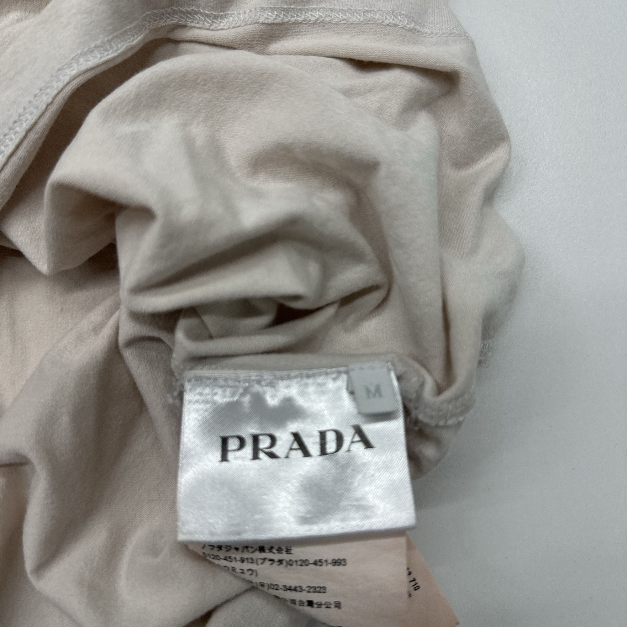 Prada Prada Pocket Logo T-Shirt M Size US M / EU 48-50 / 2 - 4 Thumbnail