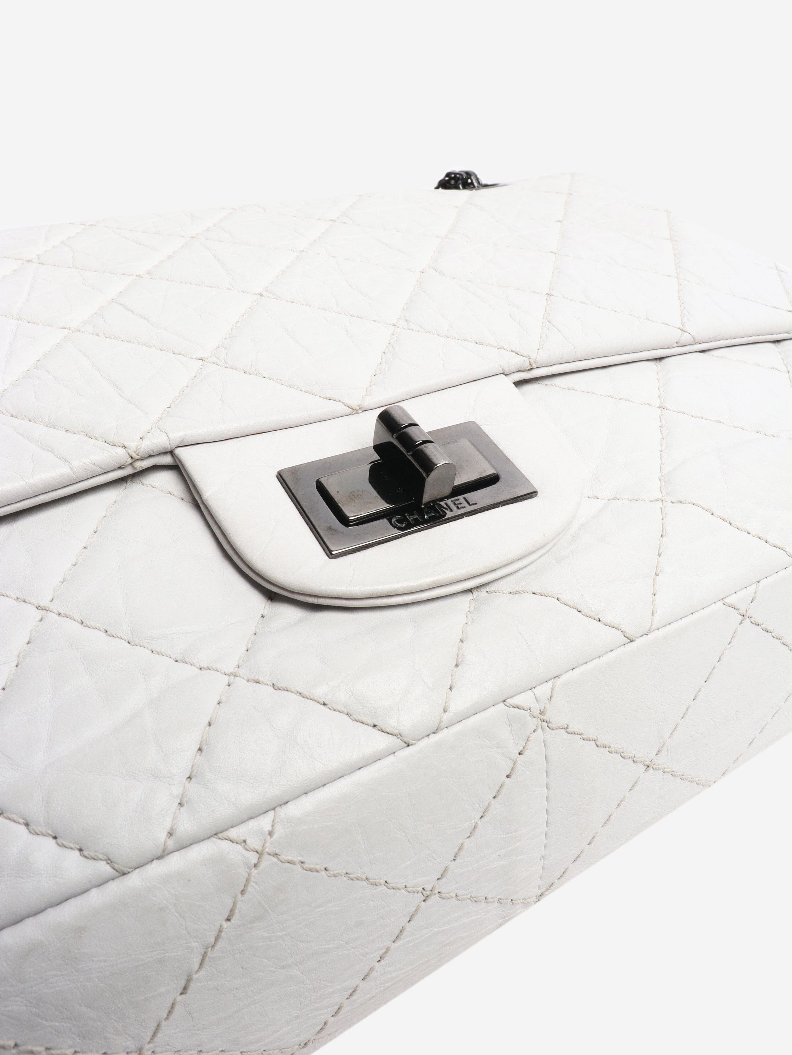 Chanel White 2008 2.55 crinkled leather shoulder bag Size ONE SIZE - 5 Thumbnail