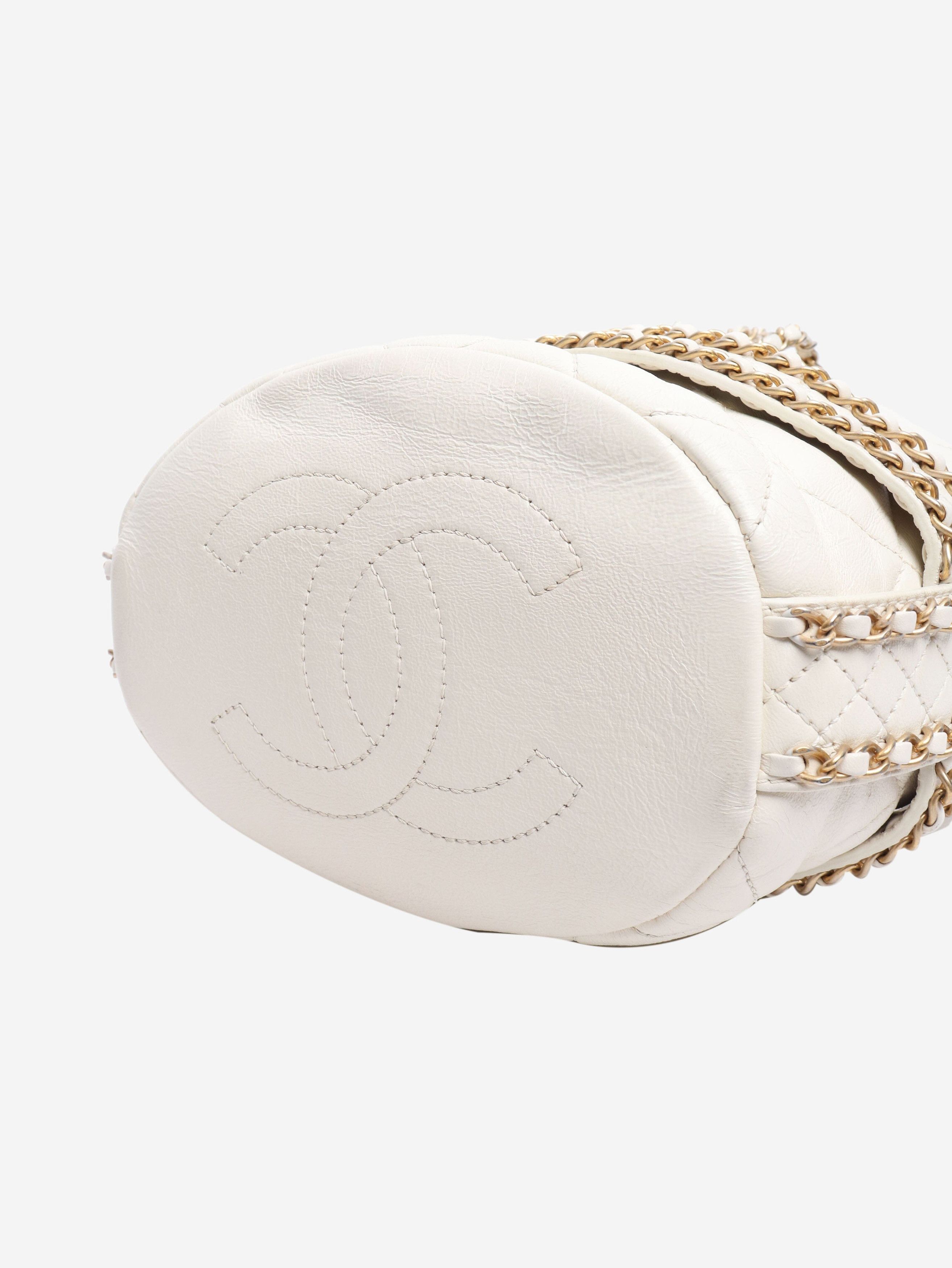 Chanel White 2019 lambskin quilted bucket bag Size ONE SIZE - 4 Thumbnail