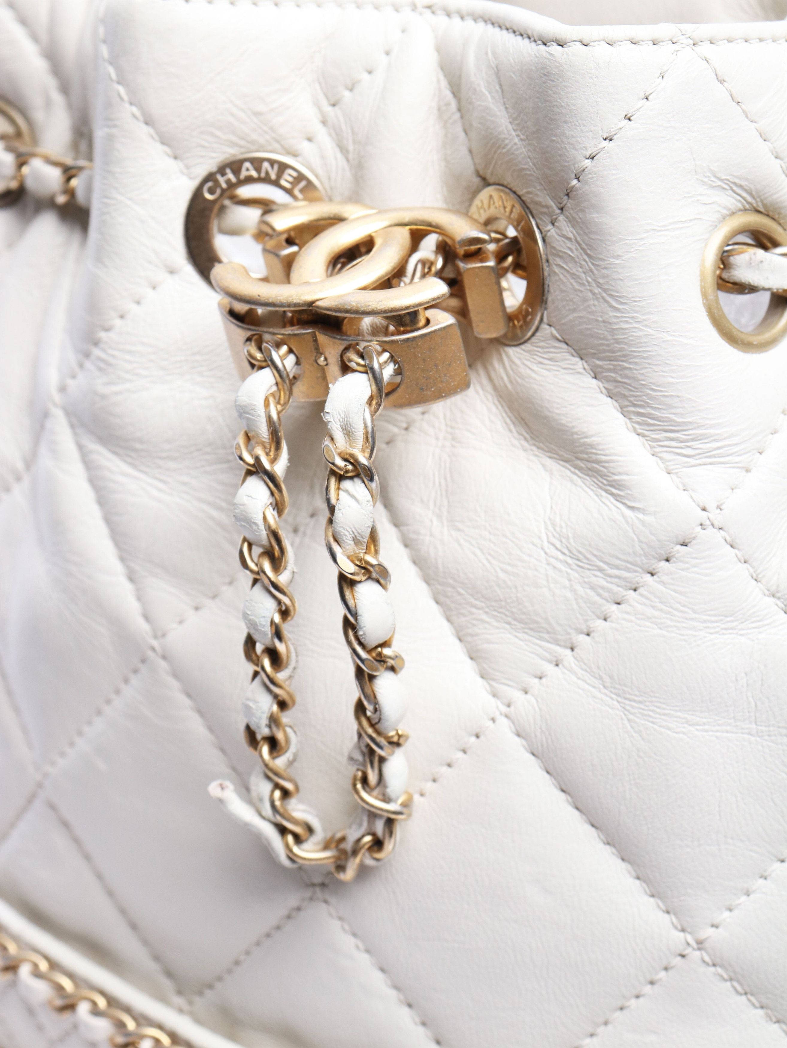Chanel White 2019 lambskin quilted bucket bag Size ONE SIZE - 5 Thumbnail