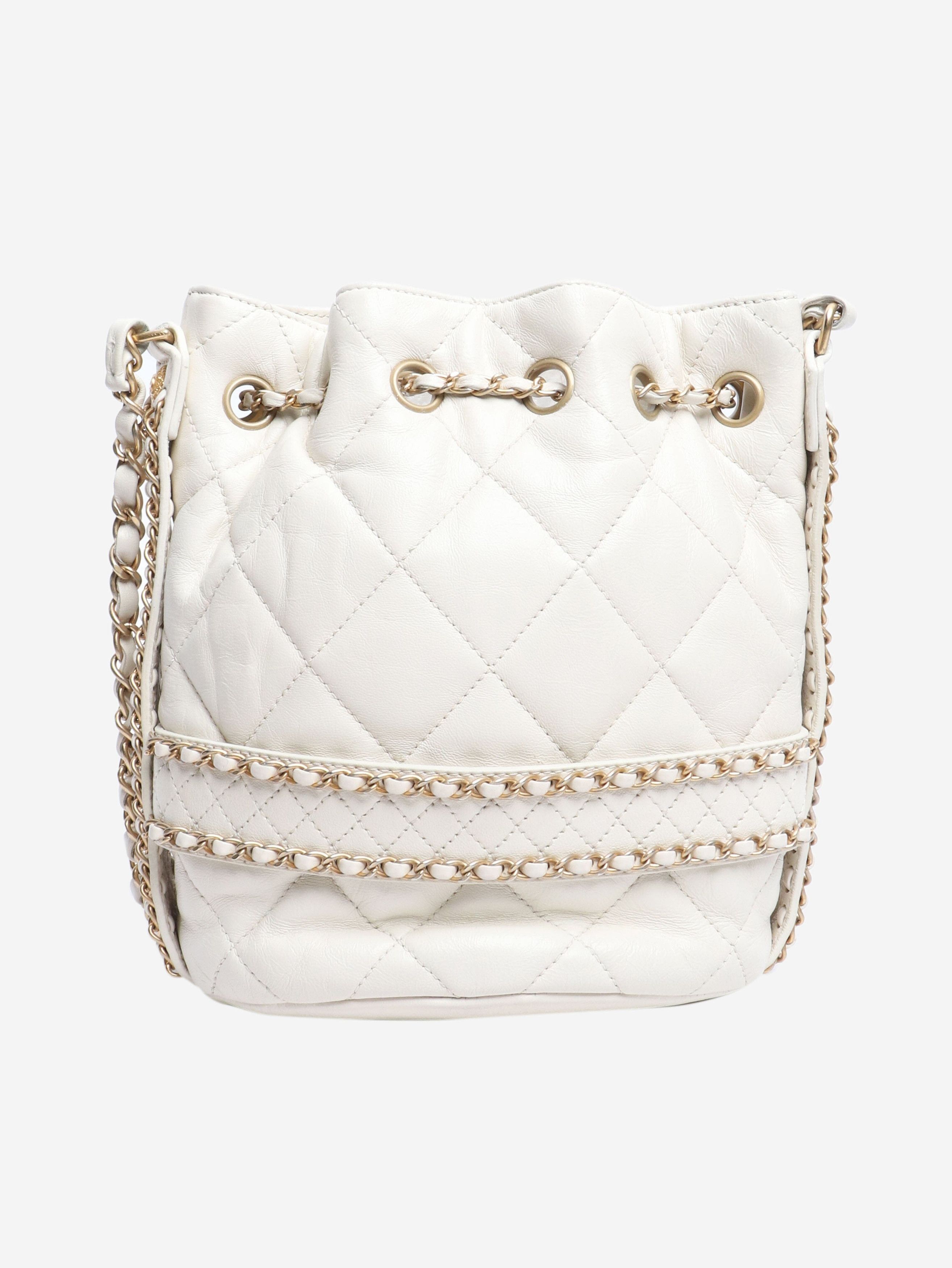 Chanel White 2019 lambskin quilted bucket bag Size ONE SIZE - 3 Thumbnail