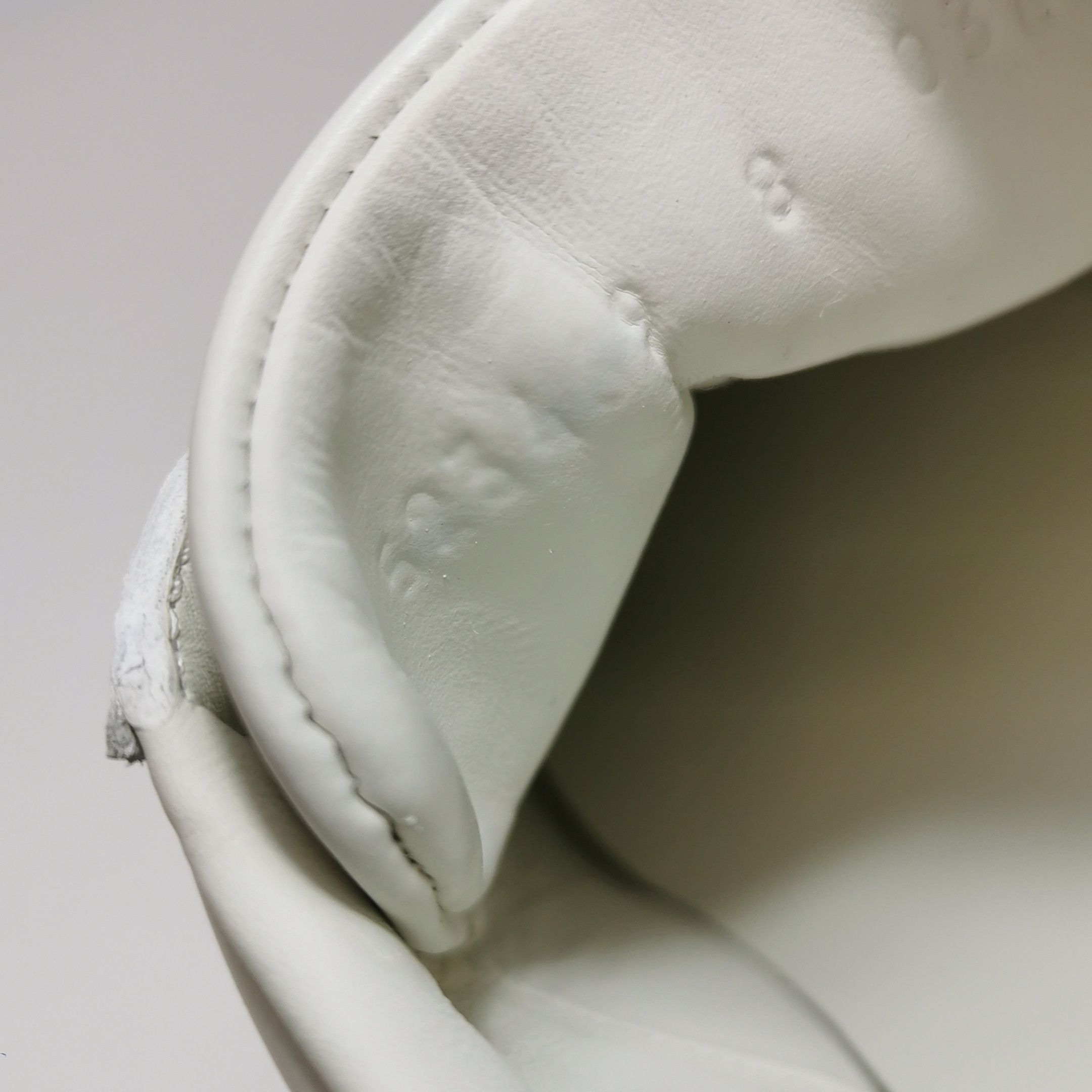 Gucci Gucci Men 9 Lowtop Sneakers Size US 9 / EU 42 - 10 Thumbnail