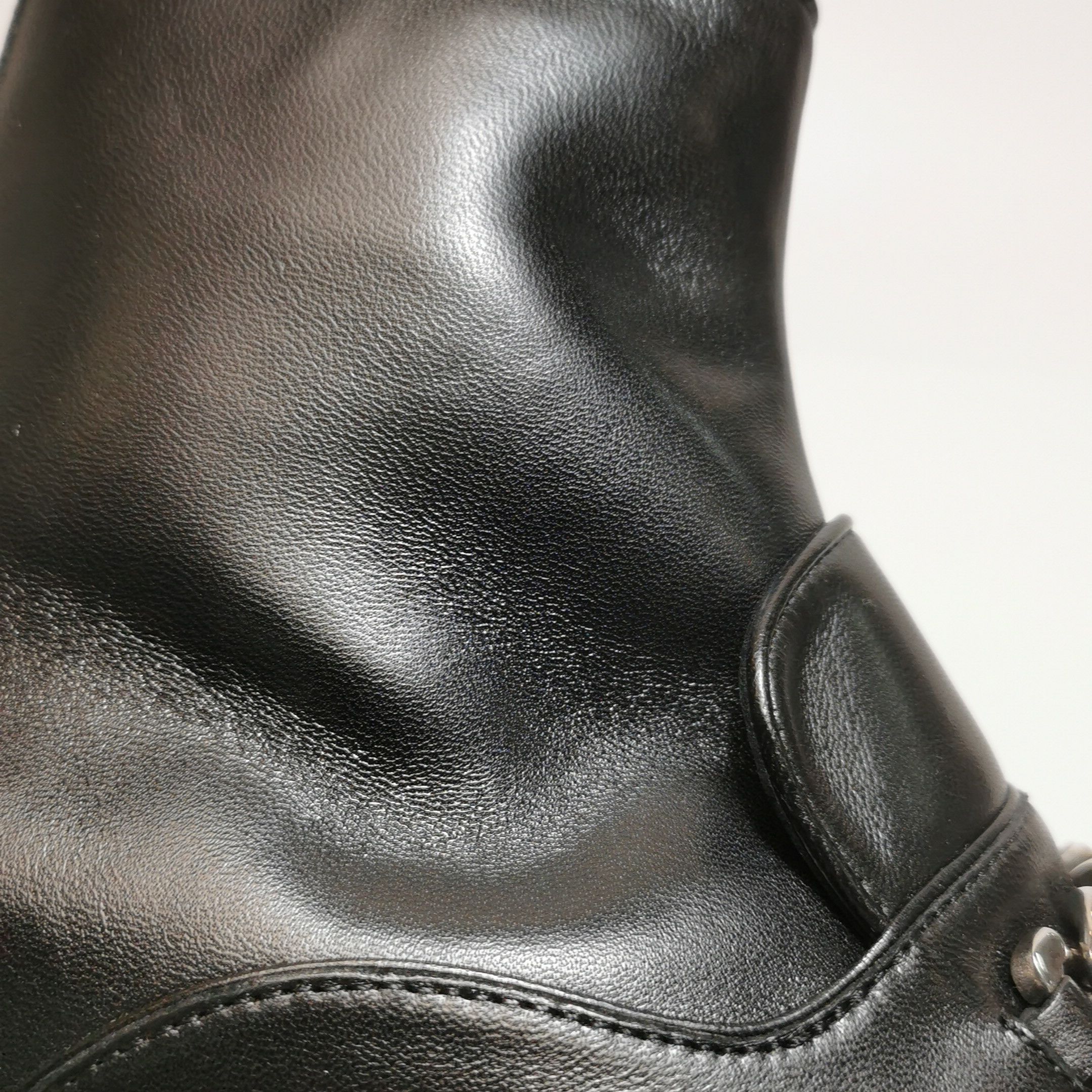 Gucci Gucci Men 6 Boots Size US 6 / EU 39 - 9 Thumbnail