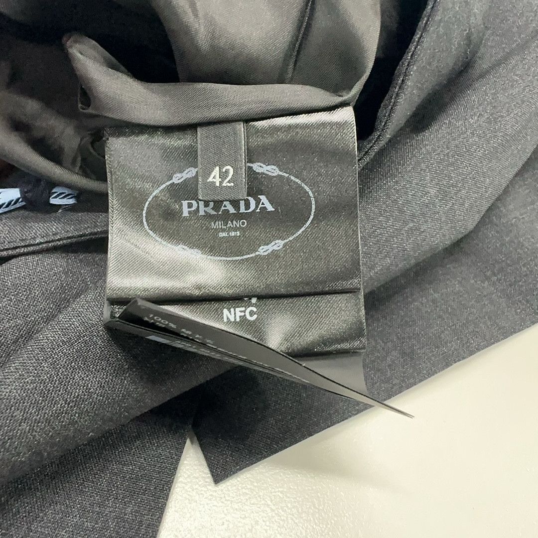 Prada Prada Anthracite Wool Midi Skirt Size 42 Size 28" / US 6 / IT 42 - 4 Thumbnail