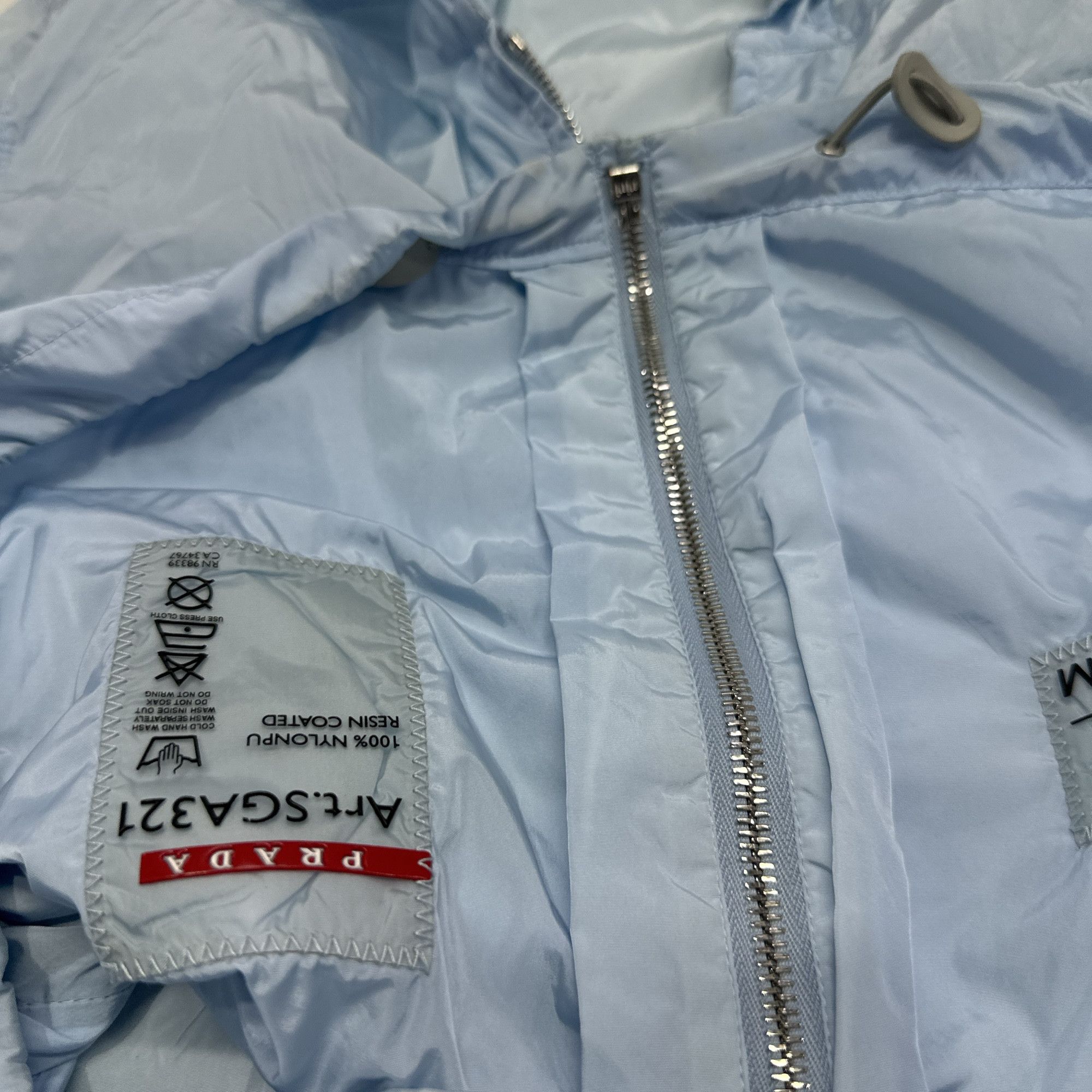 Prada Prada Hooded Lightweight Jacket Blue Size M Size US M / EU 48-50 / 2 - 4 Thumbnail