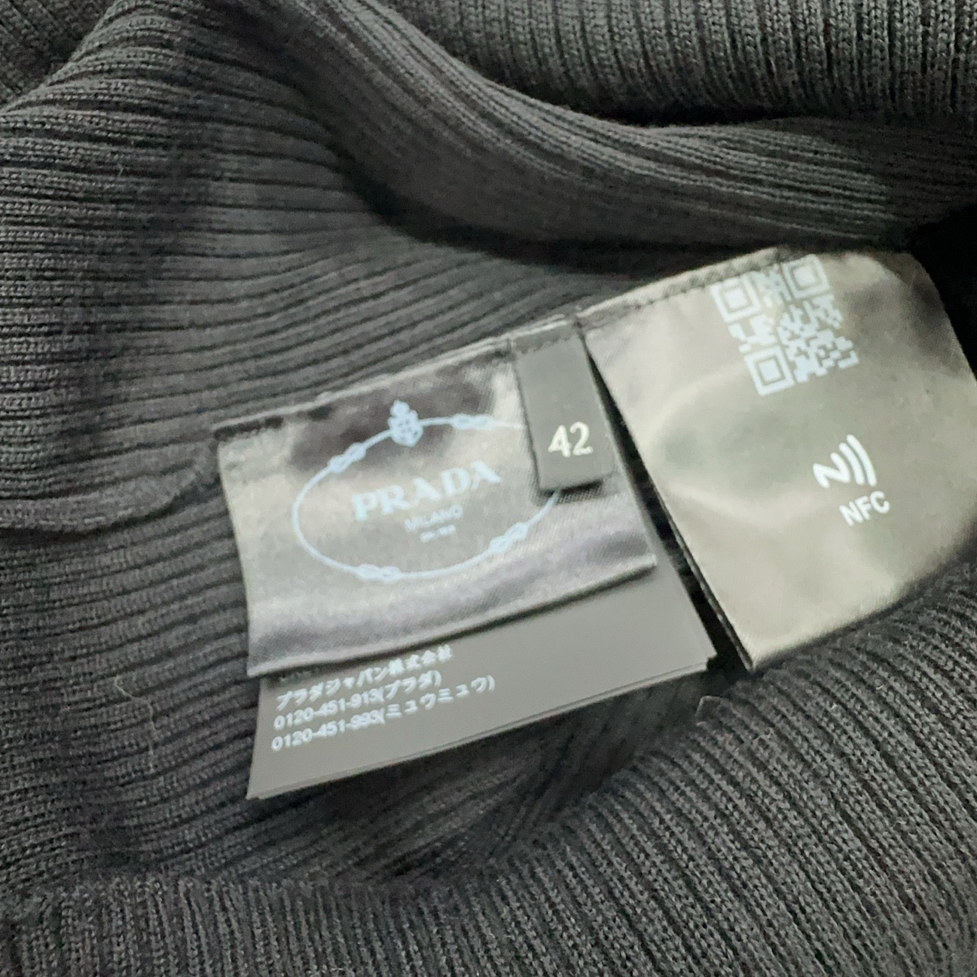Prada Prada Ribbed Turtleneck Sweater Size 42 Size M / US 6-8 / IT 42-44 - 4 Thumbnail