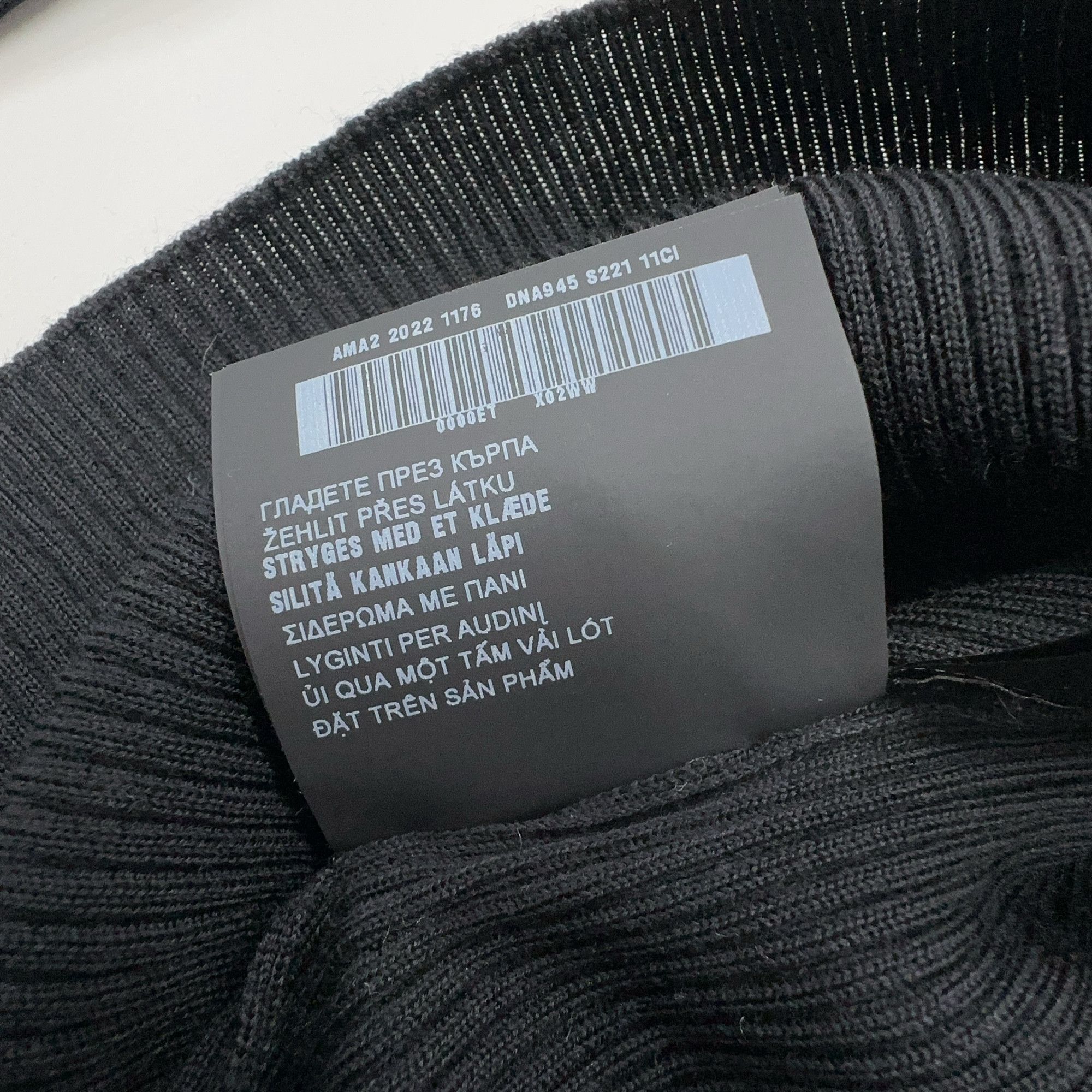 Prada Prada Ribbed Turtleneck Sweater Size 42 Size M / US 6-8 / IT 42-44 - 5 Thumbnail
