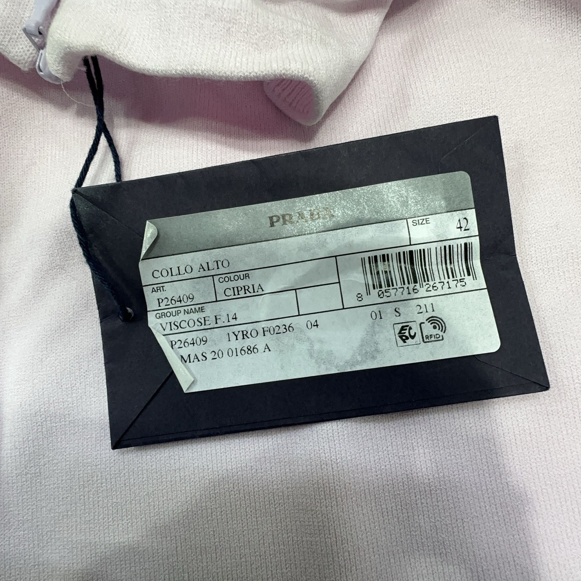 Prada Prada Pink Cut-Out Turtleneck Sweater Size 42 Size M / US 6-8 / IT 42-44 - 3 Thumbnail