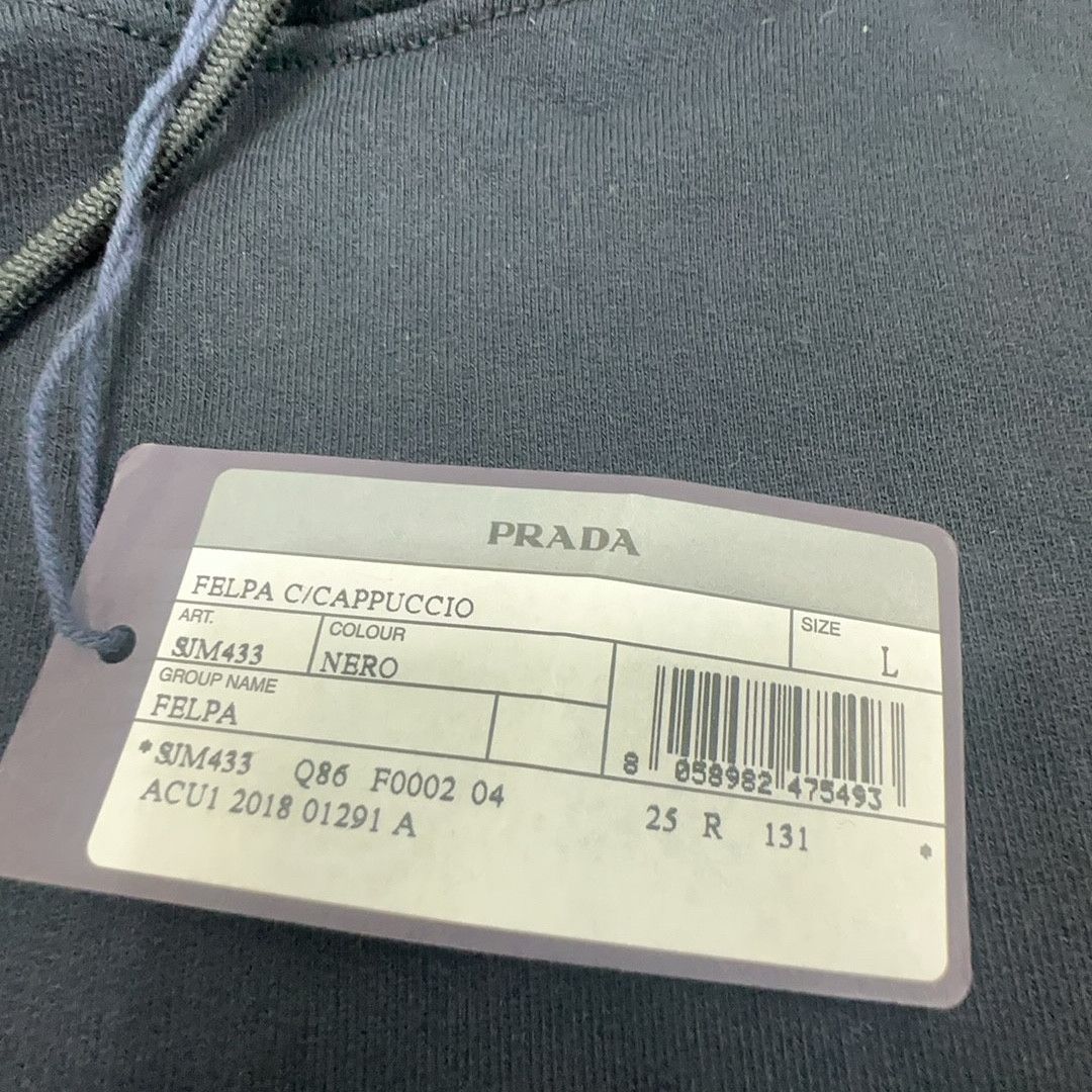 Prada Prada Logo Tab Hoodie Size L Size US L / EU 52-54 / 3 - 8 Thumbnail