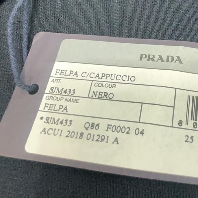 Prada Prada Logo Tab Hoodie Size L Size US L / EU 52-54 / 3 - 10 Thumbnail
