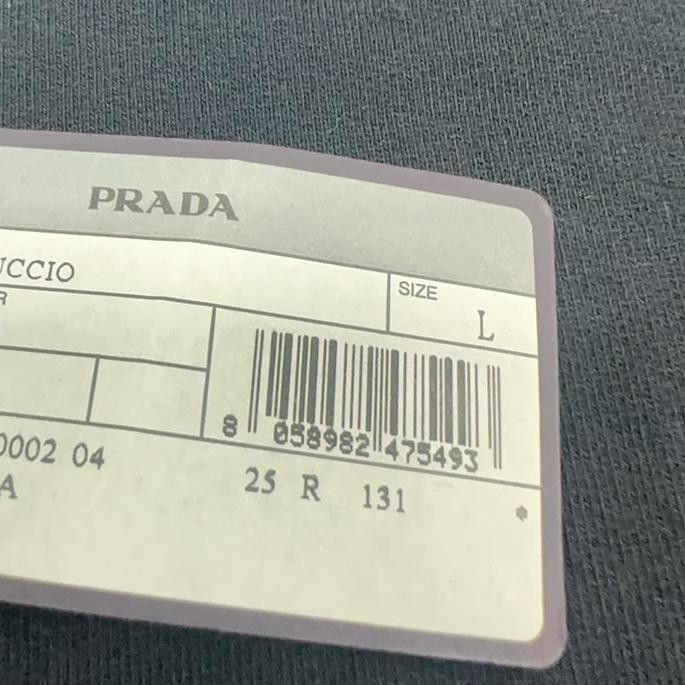 Prada Prada Logo Tab Hoodie Size L Size US L / EU 52-54 / 3 - 11 Thumbnail