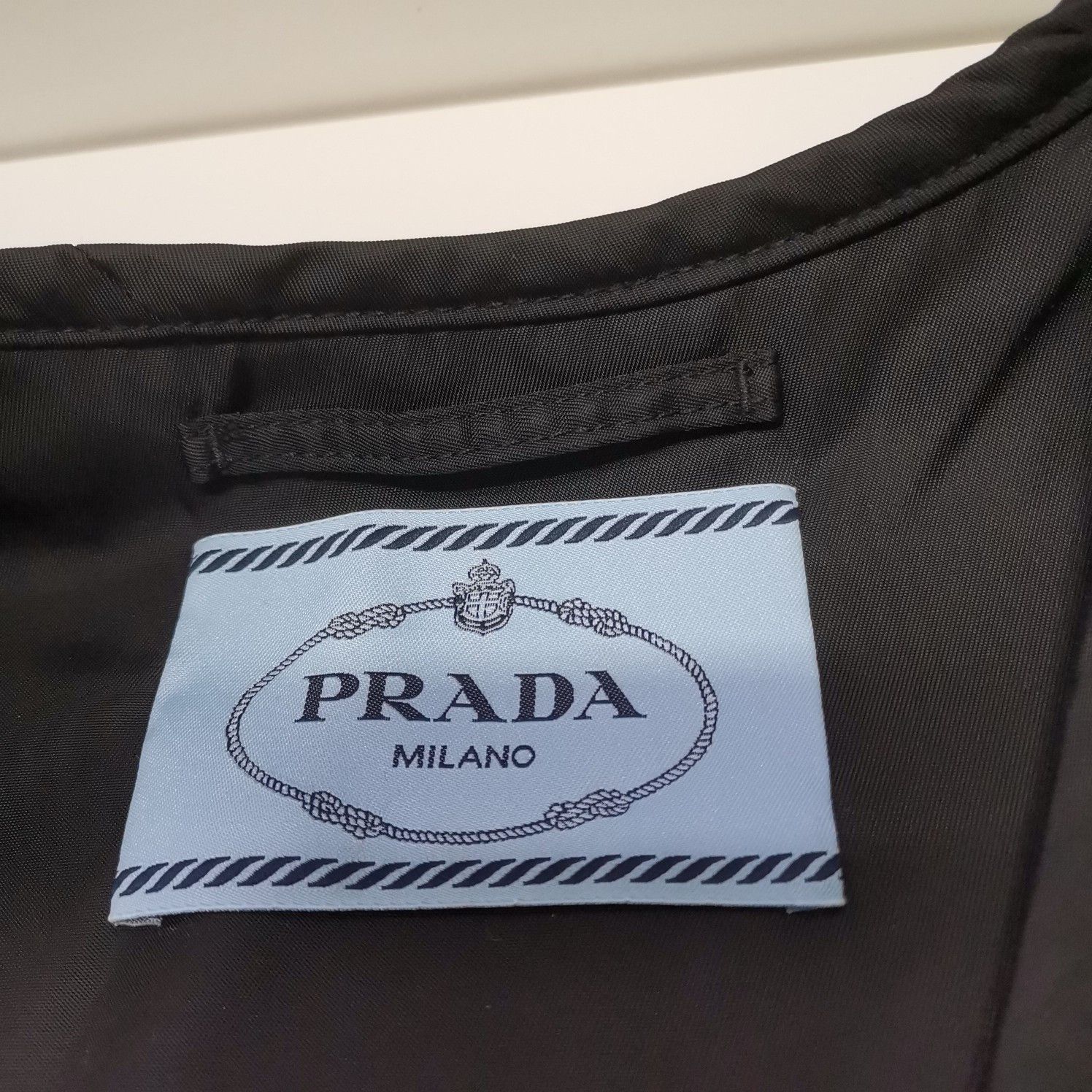 Prada Prada Re-Nylon Utility Vest Size 38 Size XS / US 0-2 / IT 36-38 - 2 Thumbnail