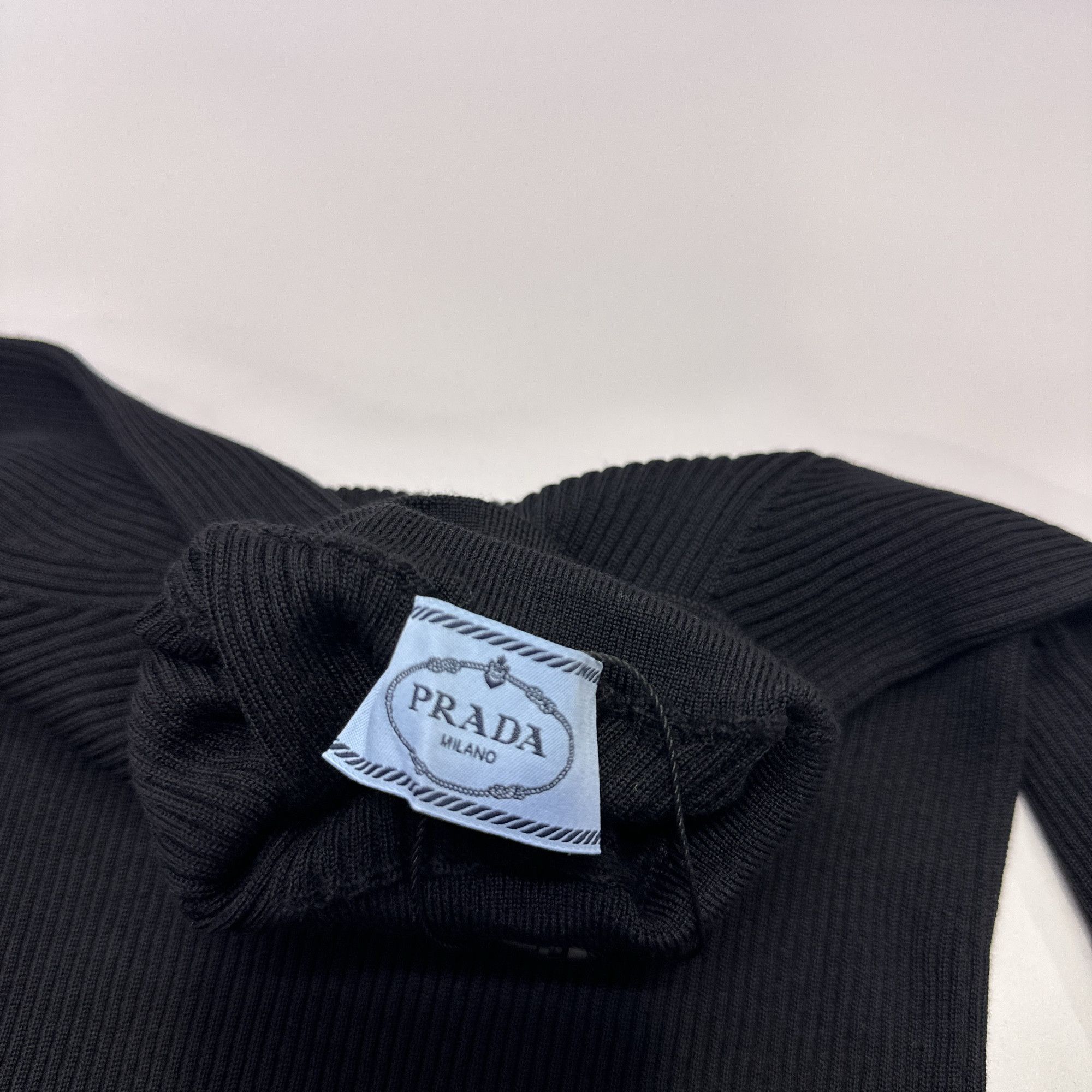 Prada Prada Ribbed Turtleneck Sweater Size 38 Size XS / US 0-2 / IT 36-38 - 4 Thumbnail