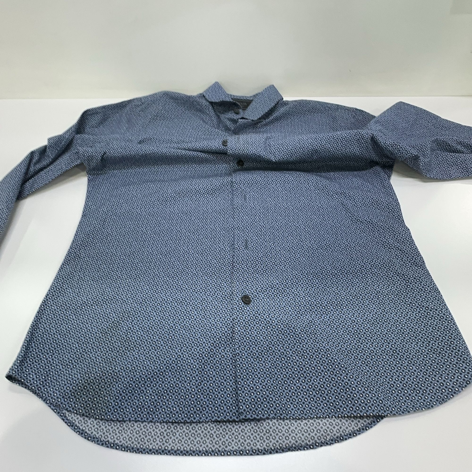 Prada Prada Geometric Patterned Long Sleeve Shirt Size S Size US S / EU 44-46 / 1 - 8 Thumbnail