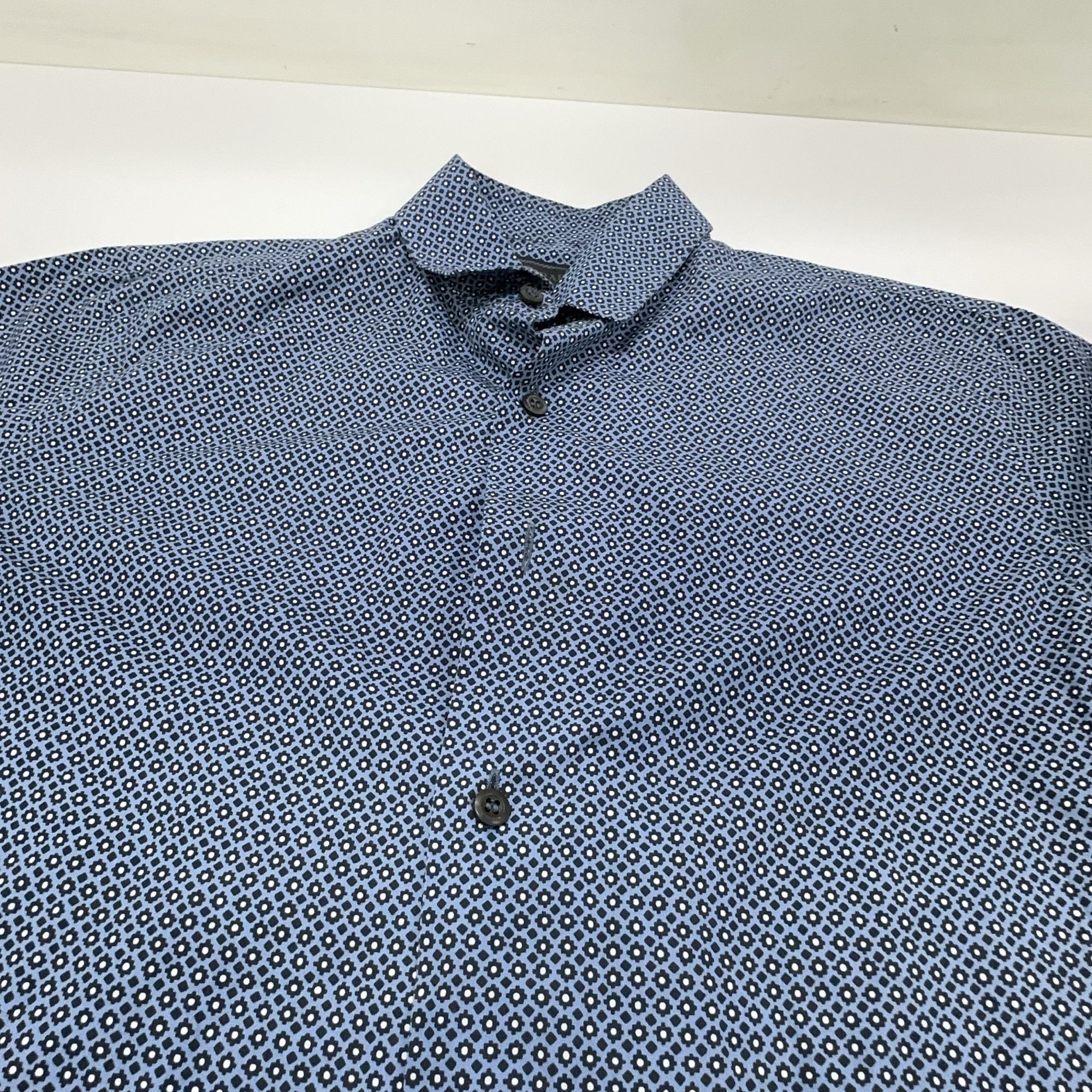 Prada Prada Geometric Patterned Long Sleeve Shirt Size S Size US S / EU 44-46 / 1 - 7 Thumbnail
