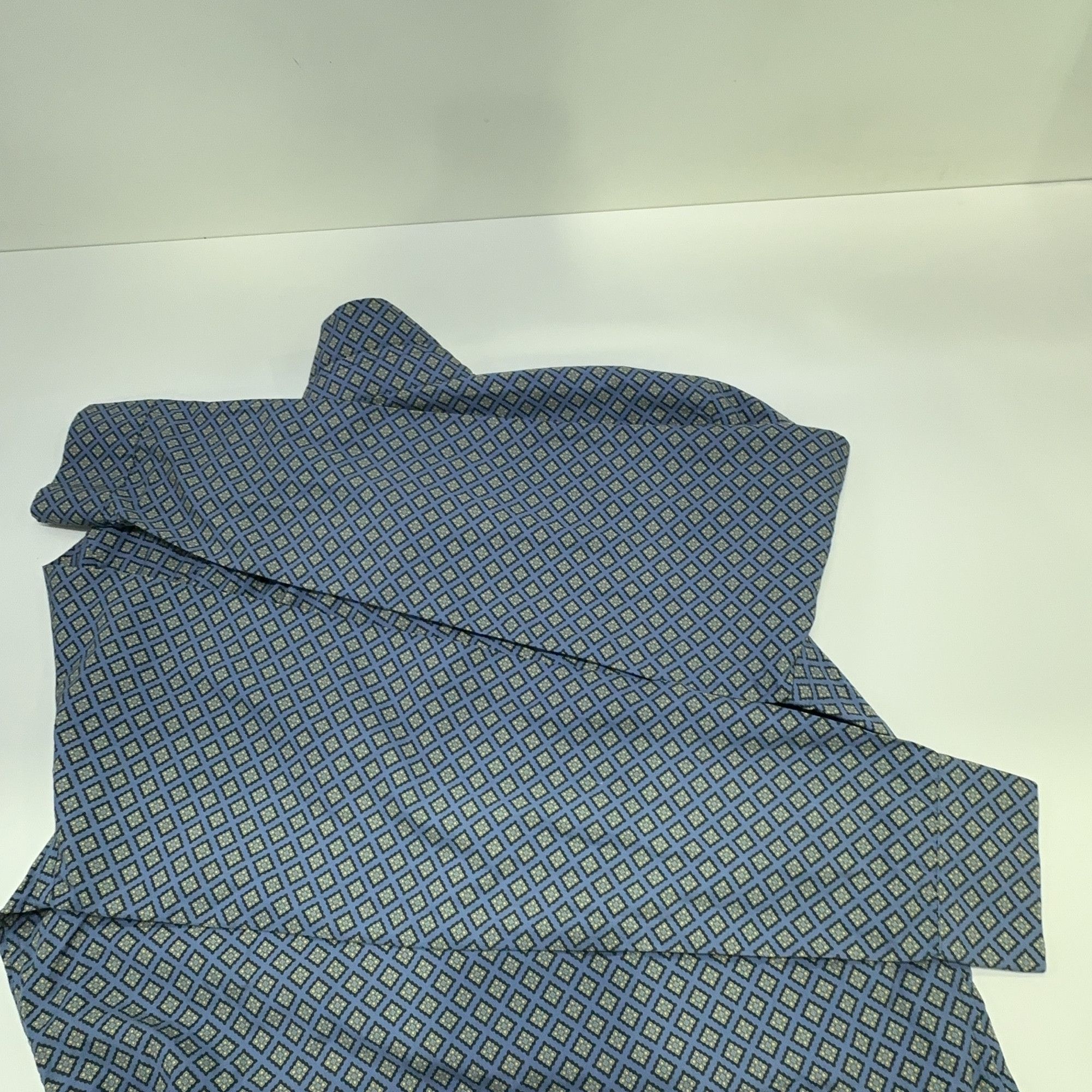 Prada Prada Geometric Print Button Up Shirt Size S Size US S / EU 44-46 / 1 - 11 Thumbnail