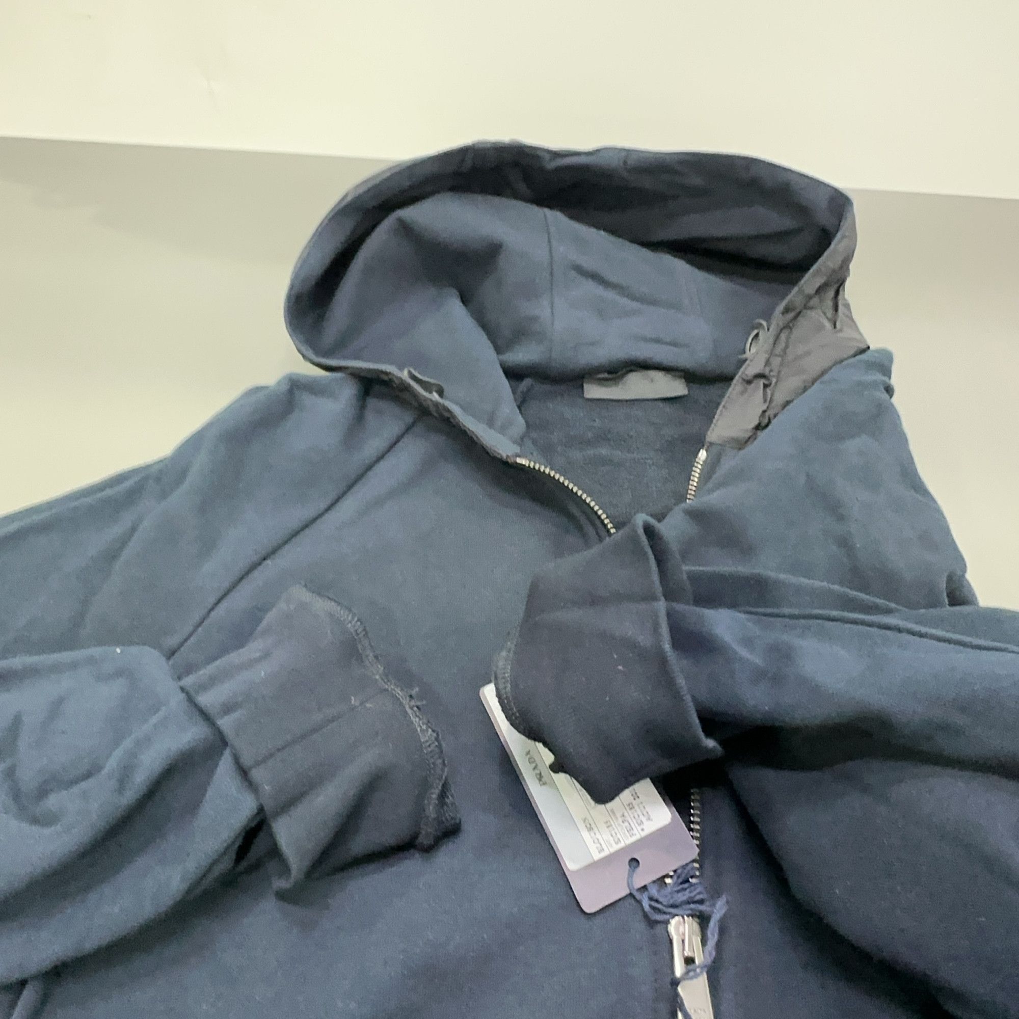 Prada Prada Logo Zip-Up Hoodie Size L Size US L / EU 52-54 / 3 - 7 Thumbnail