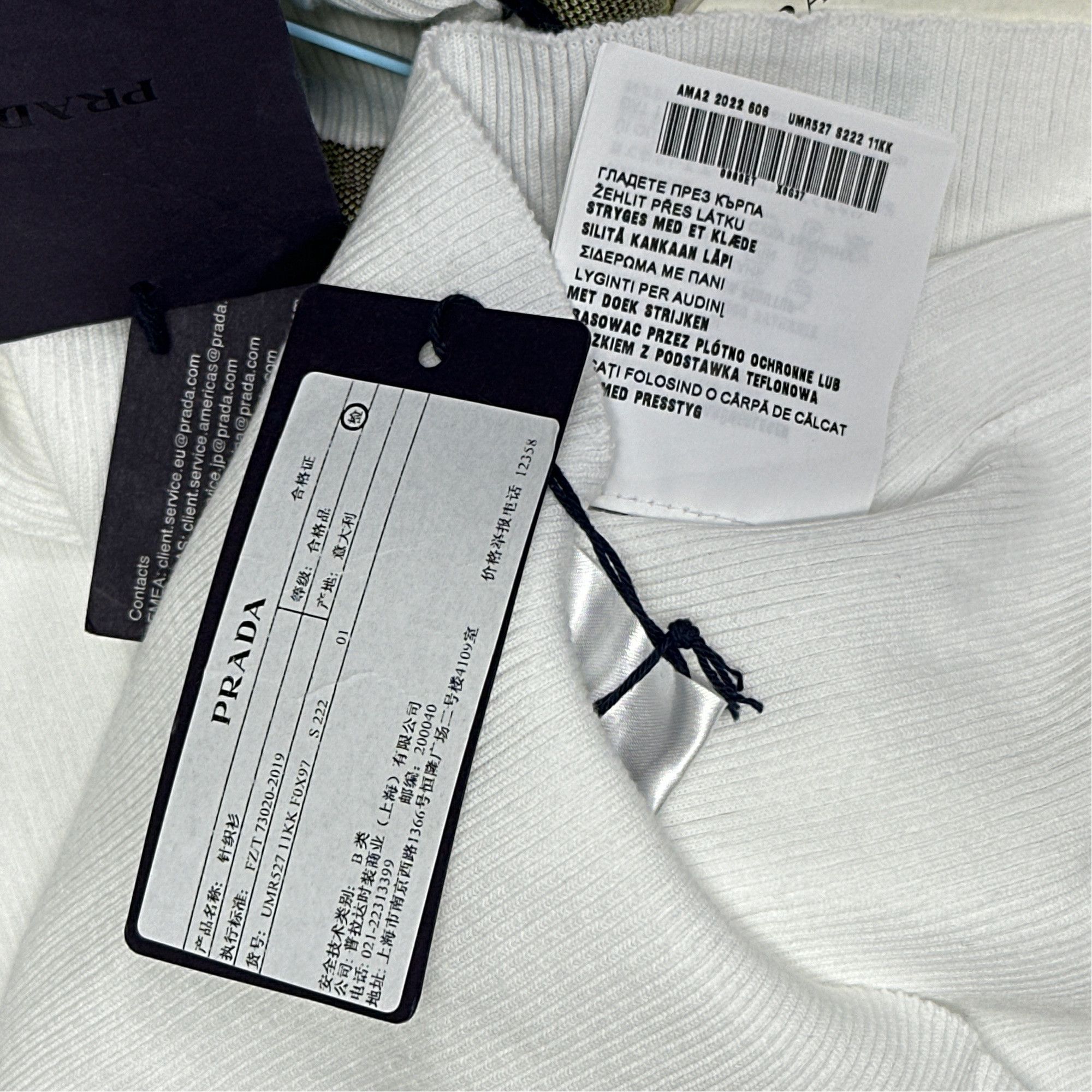Prada Prada Geometric Collar Sweater Size L Size US L / EU 52-54 / 3 - 4 Thumbnail