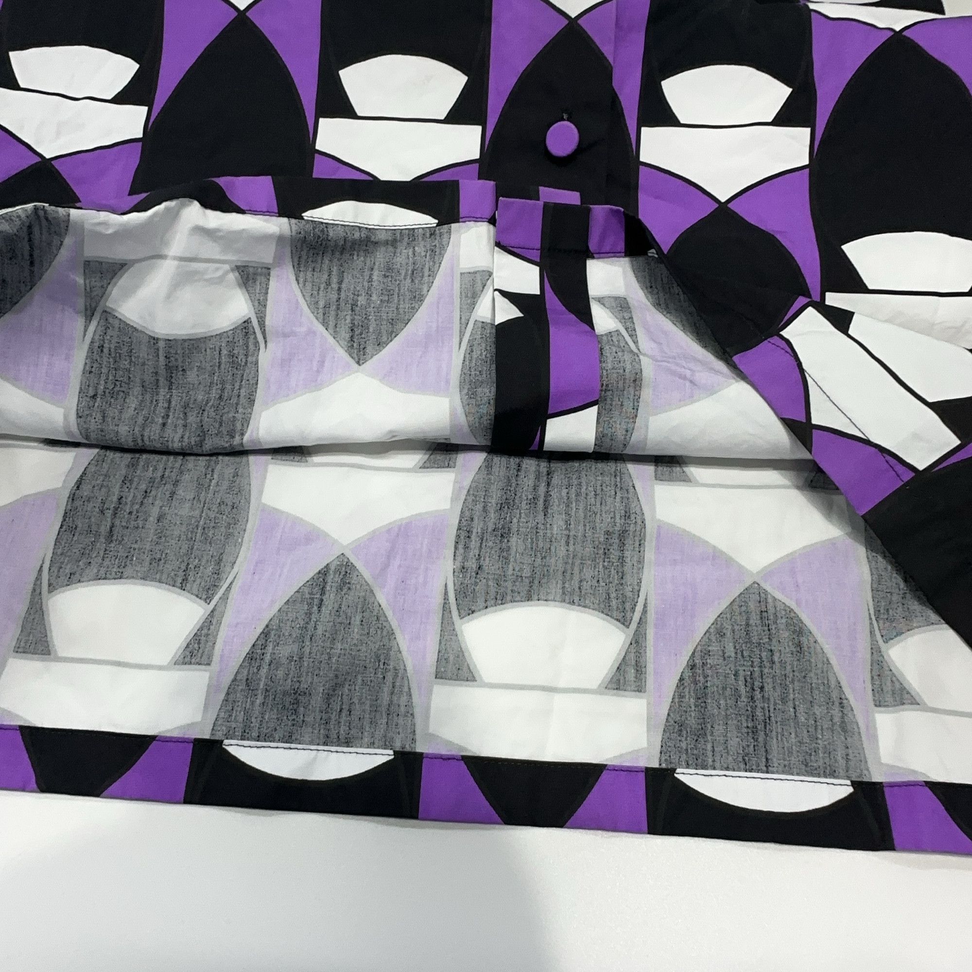Prada Prada Geometric Print Sleeveless Button Up Size 38 Size XS / US 0-2 / IT 36-38 - 9 Thumbnail