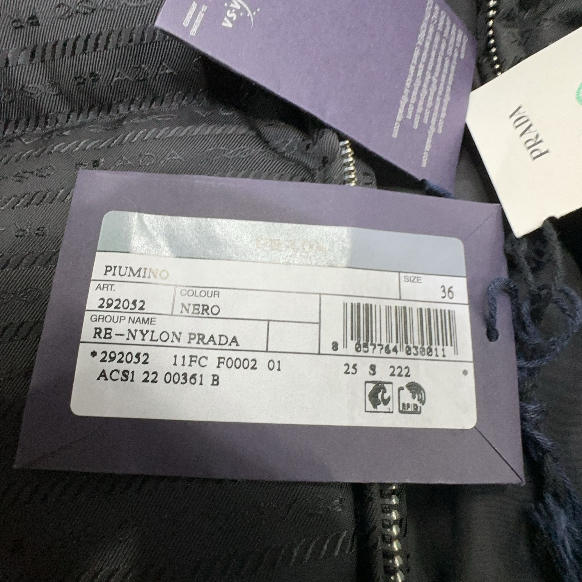 Prada Prada Re-Nylon Hooded Puffer Jacket Size 36 Size XS / US 0-2 / IT 36-38 - 3 Thumbnail