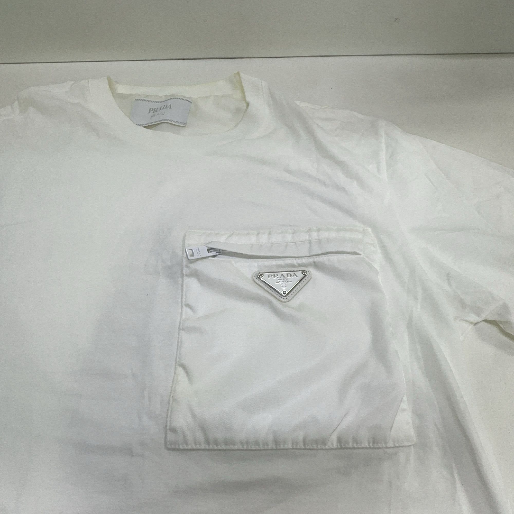 Prada PRADA Re-Nylon Pocket T-Shirt Size S Size US S / EU 44-46 / 1 - 11 Thumbnail