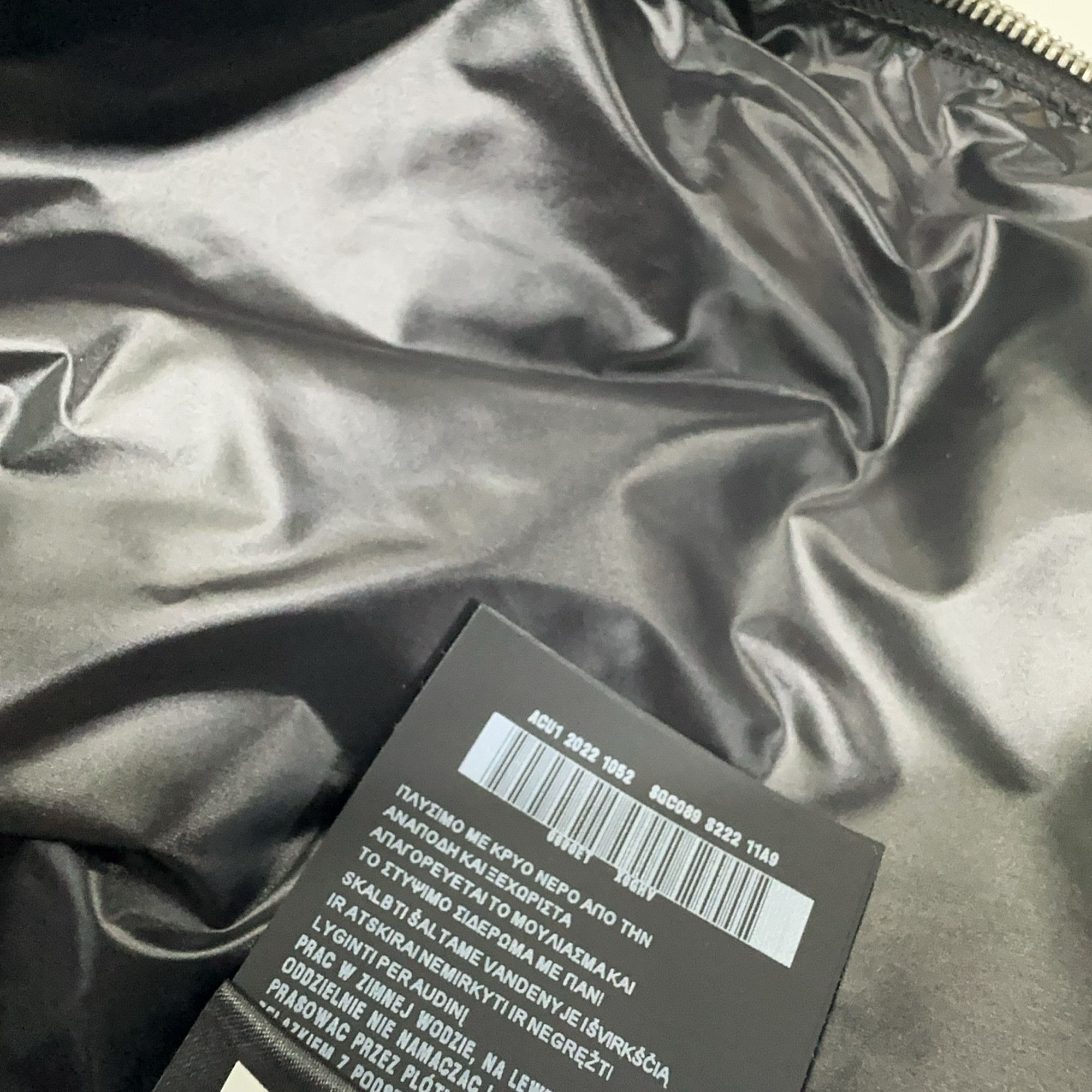 Prada Prada Logo Puffer Jacket Size S Size US S / EU 44-46 / 1 - 4 Thumbnail