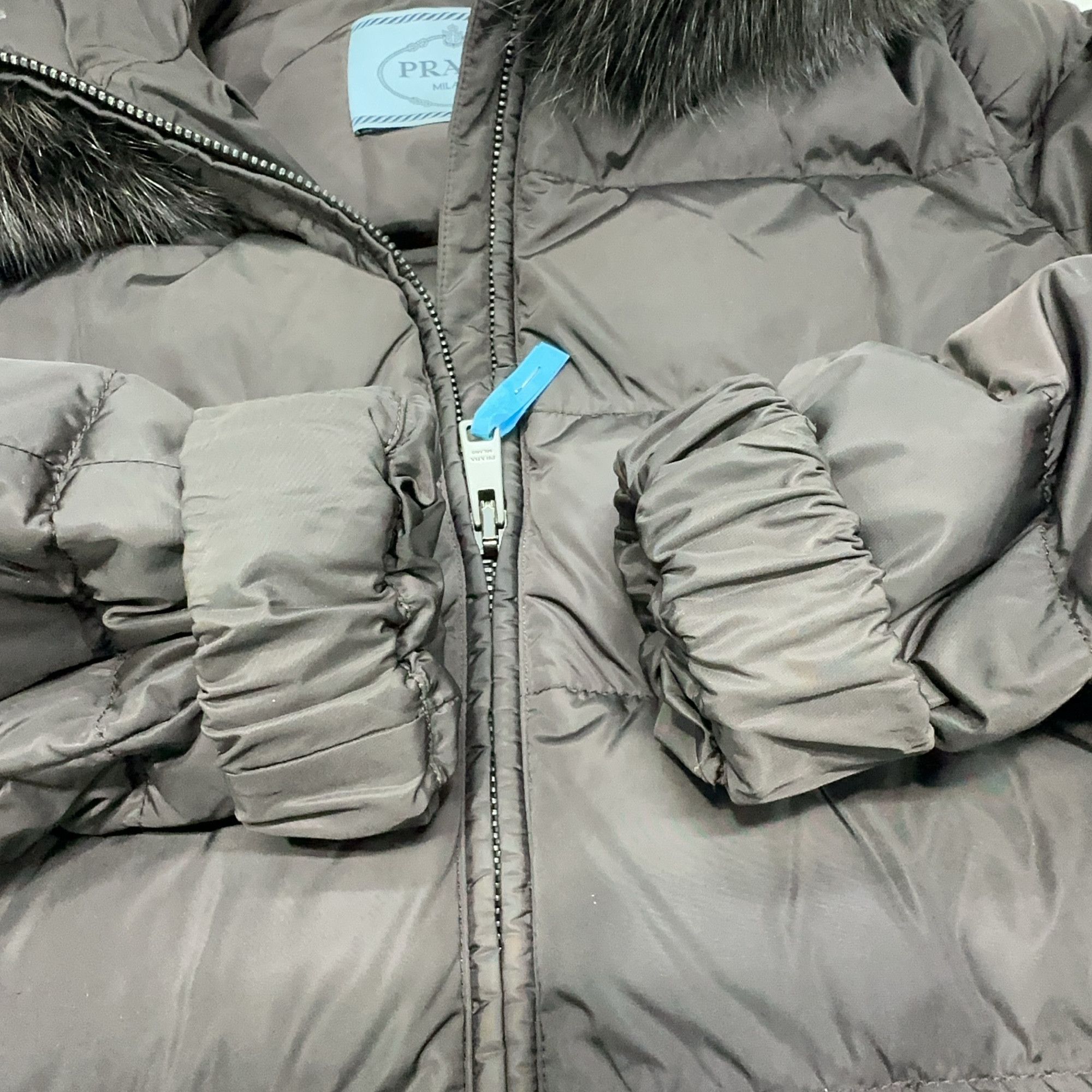 Prada Prada Fur Hood Down Jacket Size 40 Size S / US 4 / IT 40 - 8 Thumbnail