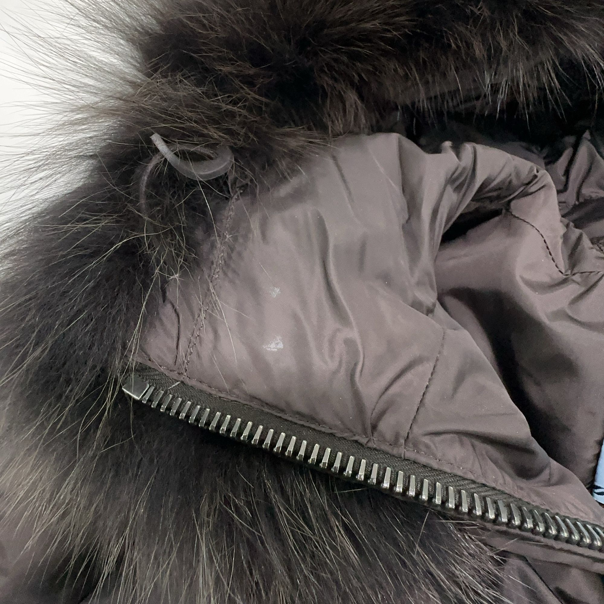 Prada Prada Fur Hood Down Jacket Size 40 Size S / US 4 / IT 40 - 6 Thumbnail