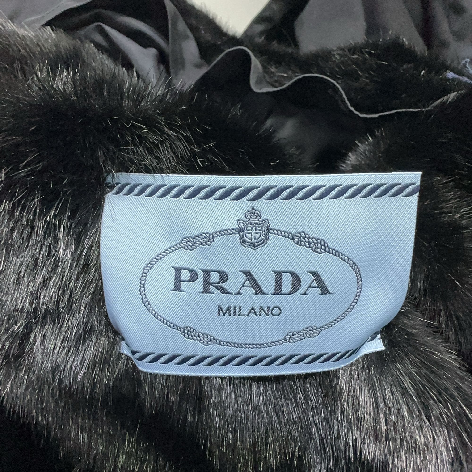 Prada Prada Re-Nylon Hooded Jacket Size 36 Size XS / US 0-2 / IT 36-38 - 5 Thumbnail