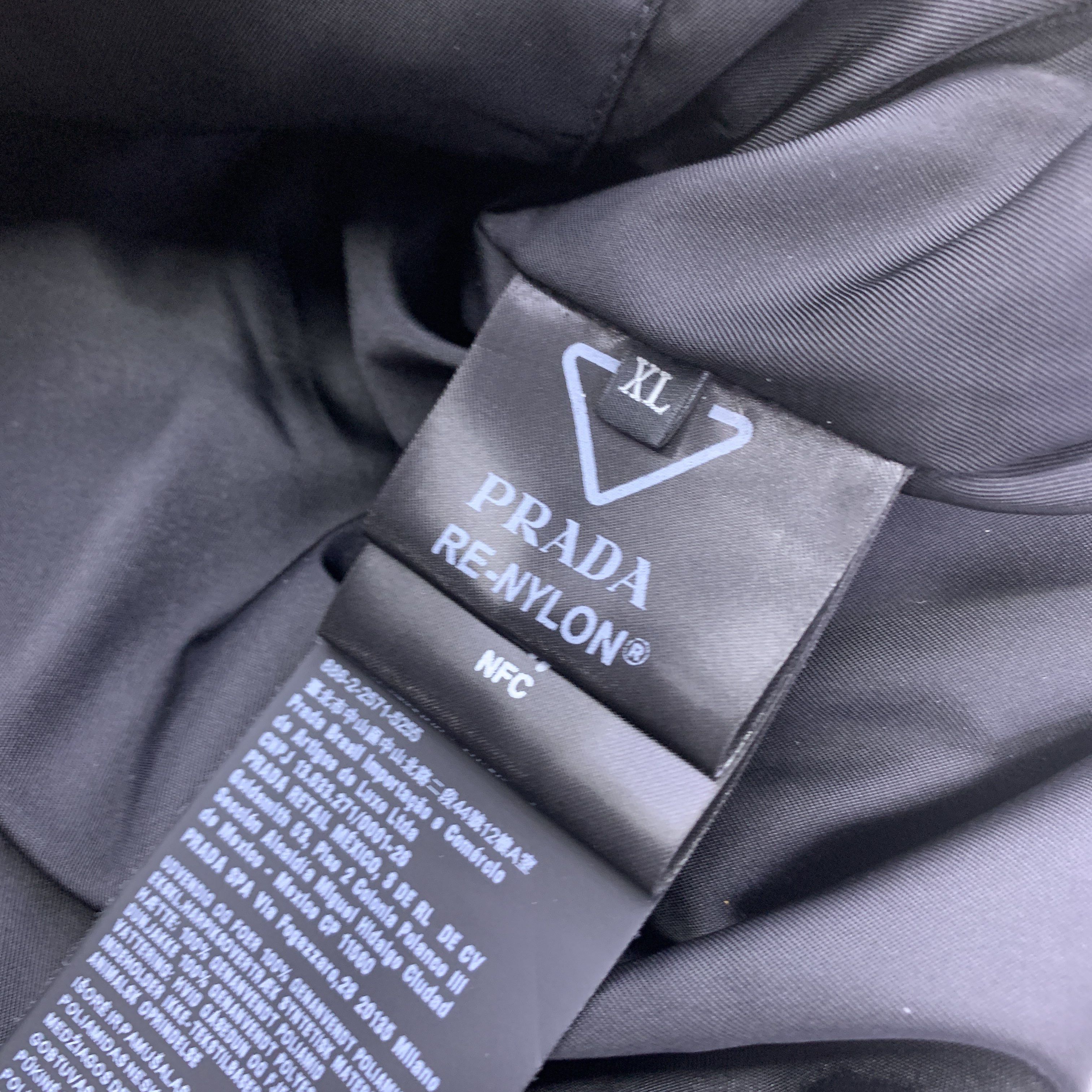 Prada Prada Logo Puffer Jacket Size XL Size US XL / EU 56 / 4 - 3 Thumbnail
