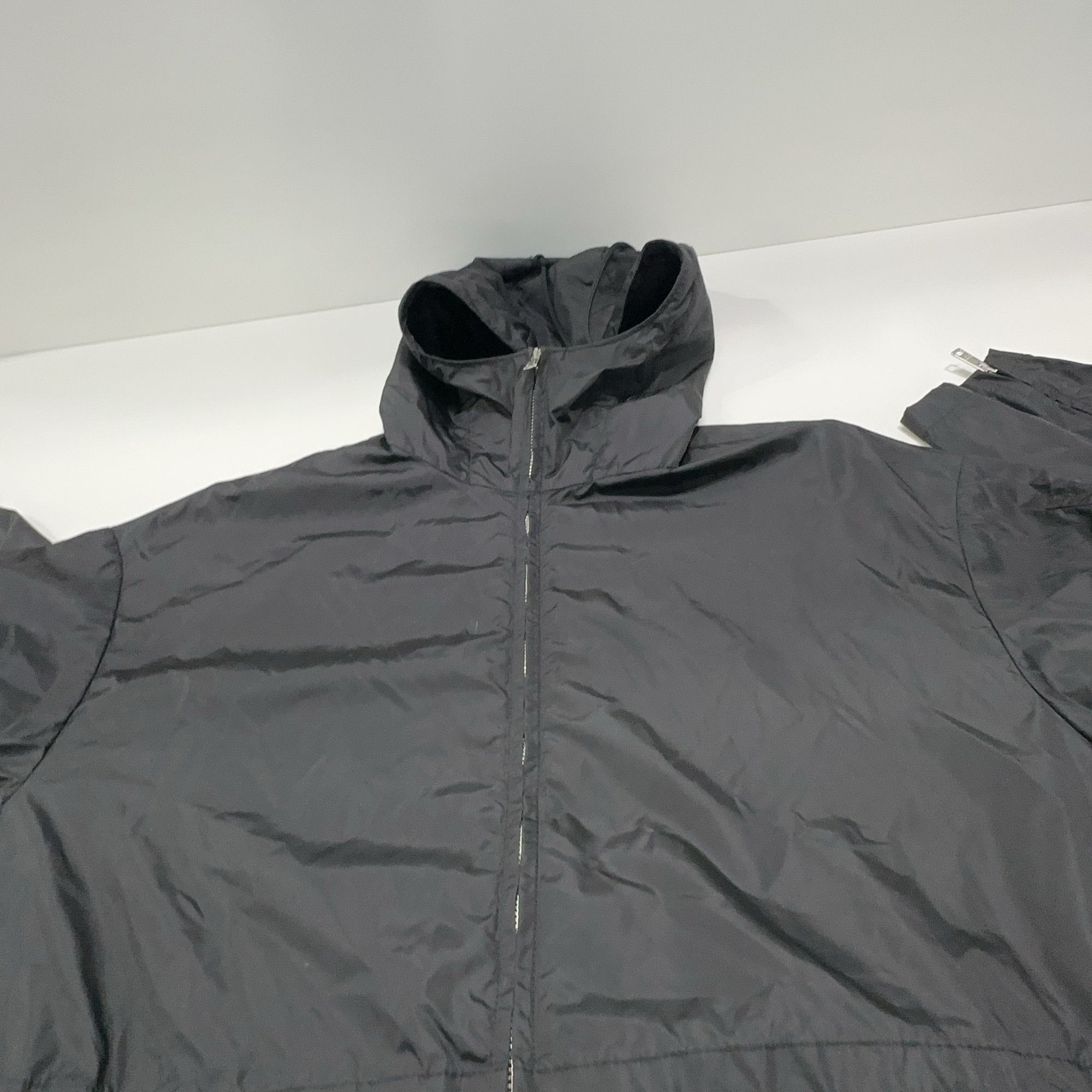Prada Prada Nylon Hooded Jacket Size 38 Size XS / US 0-2 / IT 36-38 - 10 Thumbnail